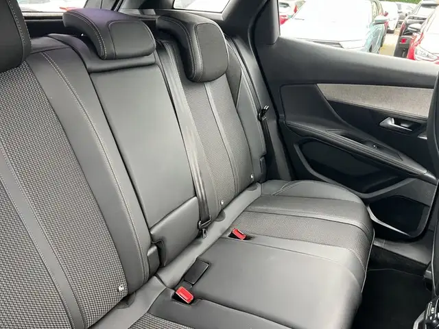 Peugeot 3008 view 14