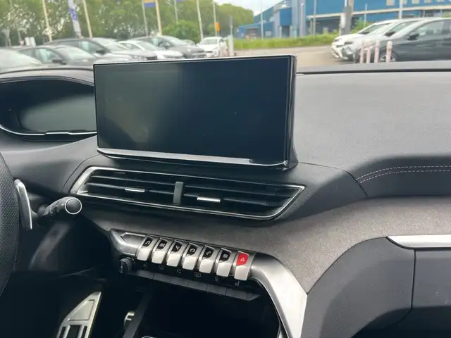 Peugeot 3008 view 12