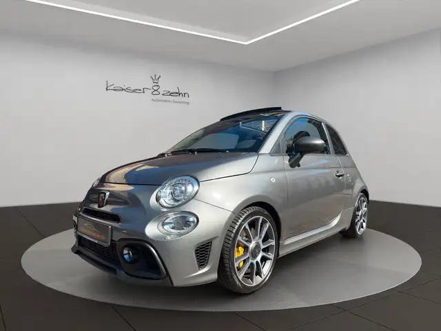 Abarth 500 695 C *Akrapovic*Automatik*Vollleder*