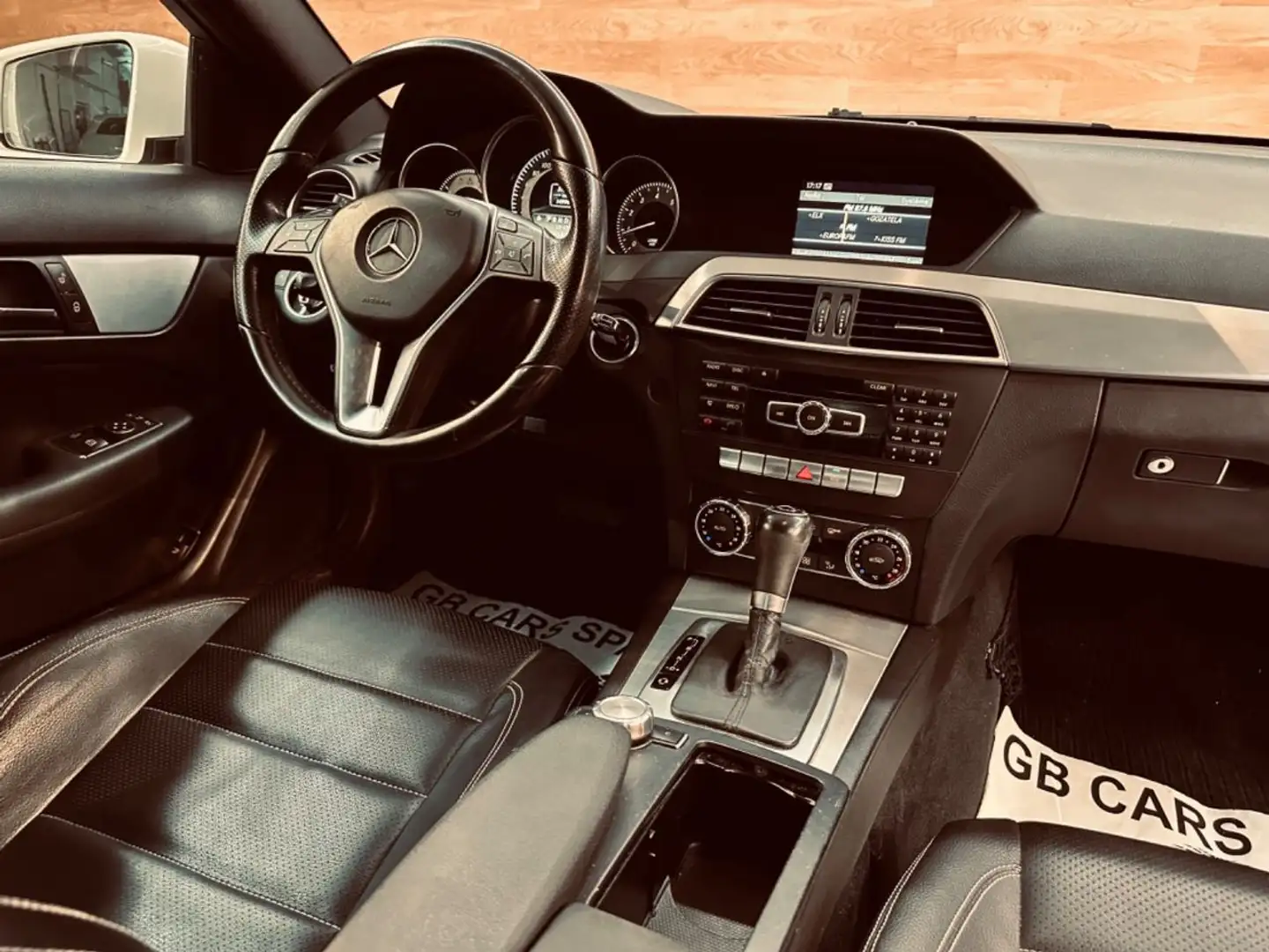Mercedes-Benz C 180 BE Blue Efficiency Edition Coupe Blanco - 2