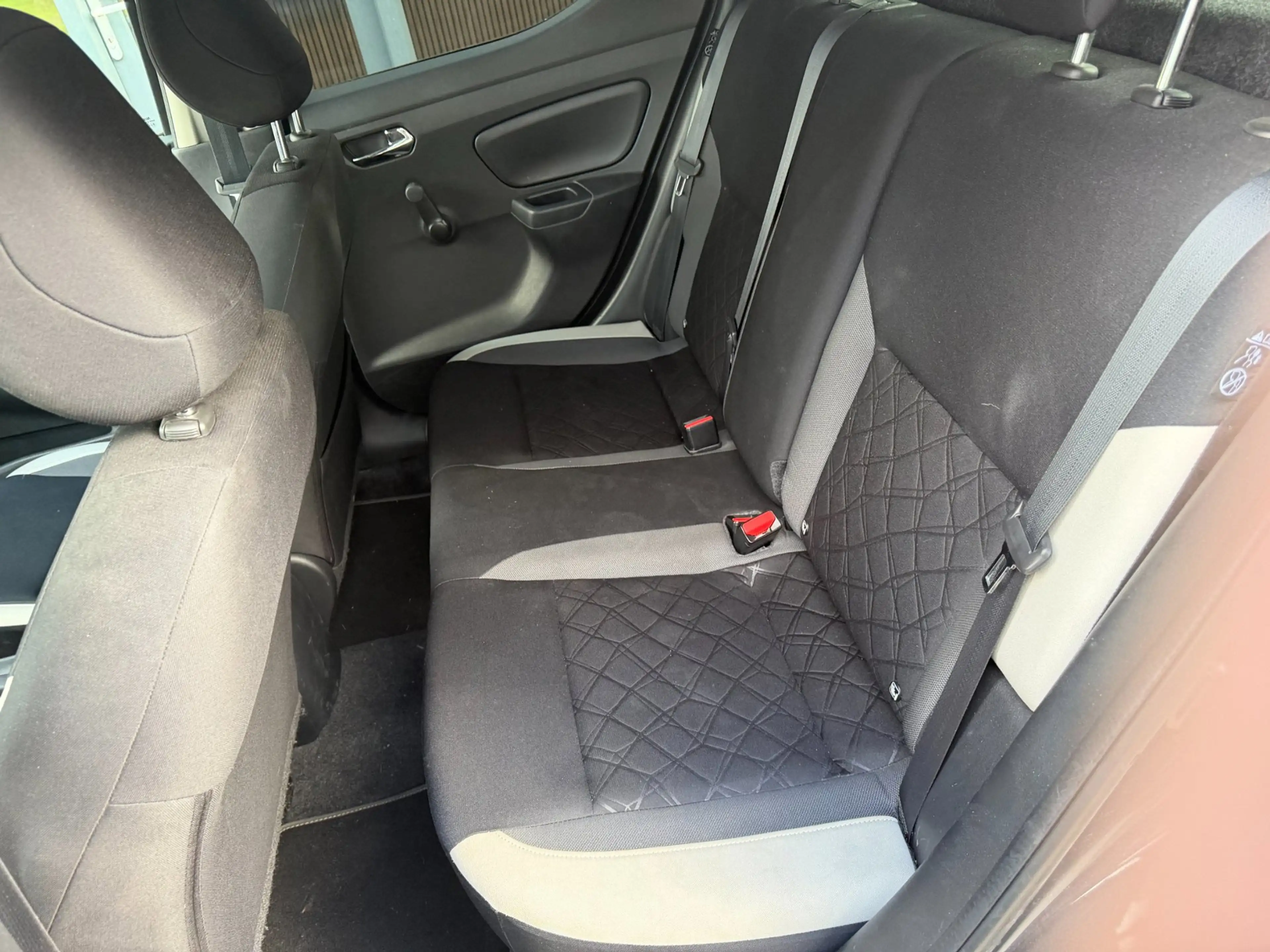 Nissan Micra 0.9 IG-T N-Connecta 62897 km — photo 9