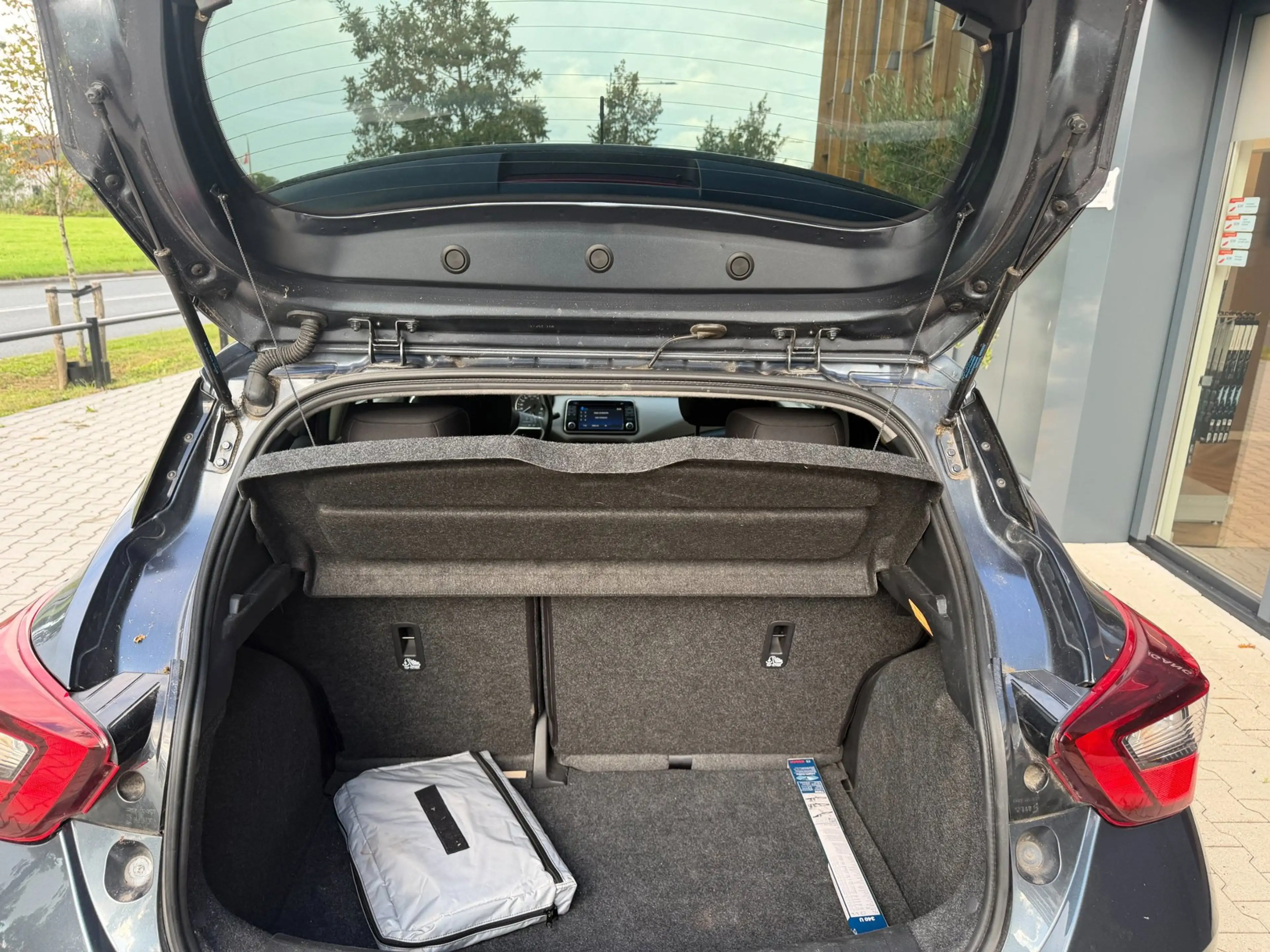 Nissan Micra 0.9 IG-T N-Connecta 62897 km — photo 7