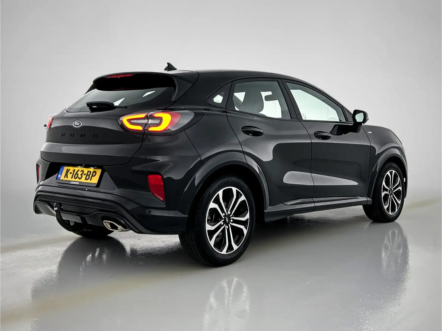 Ford Puma 1.0 EcoBoost Hybrid ST-Line X Limited | Trekhaak | Zwart - 2