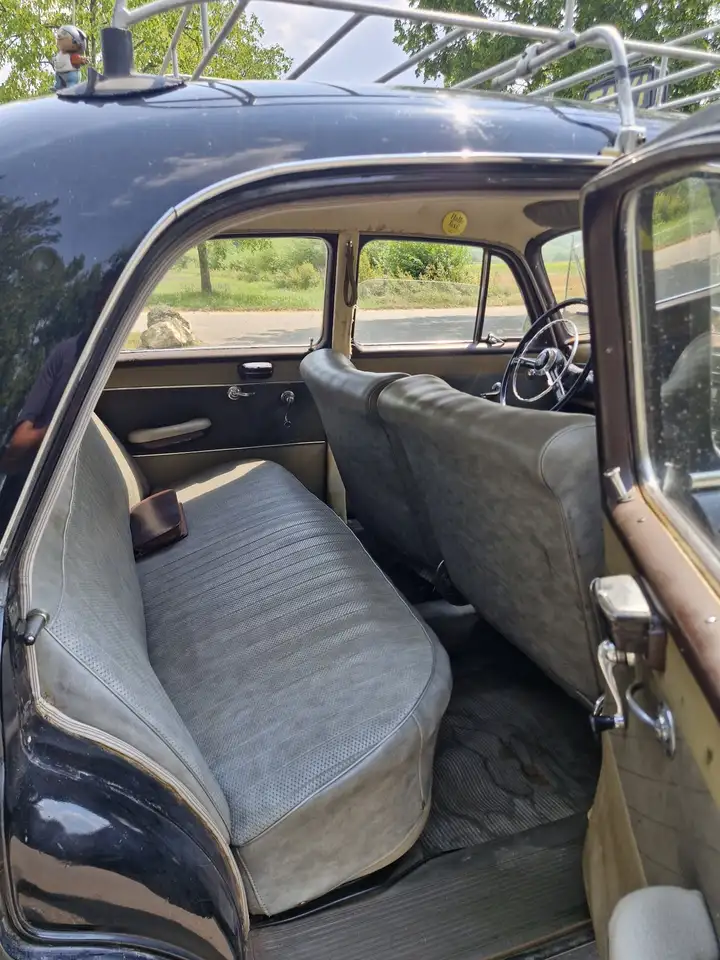 Mercedes-Benz 180, foto 8