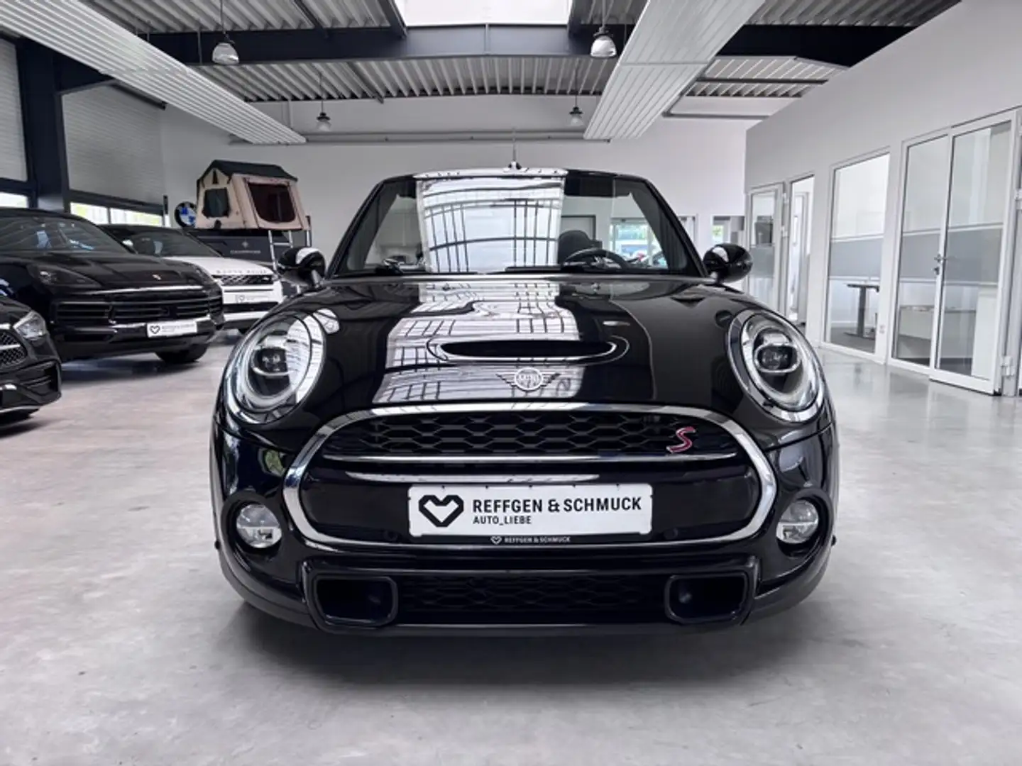MINI Cooper Cabrio S DSG E-VERDECK+NAVI+LED+APPLE+TÜV Schwarz - 2