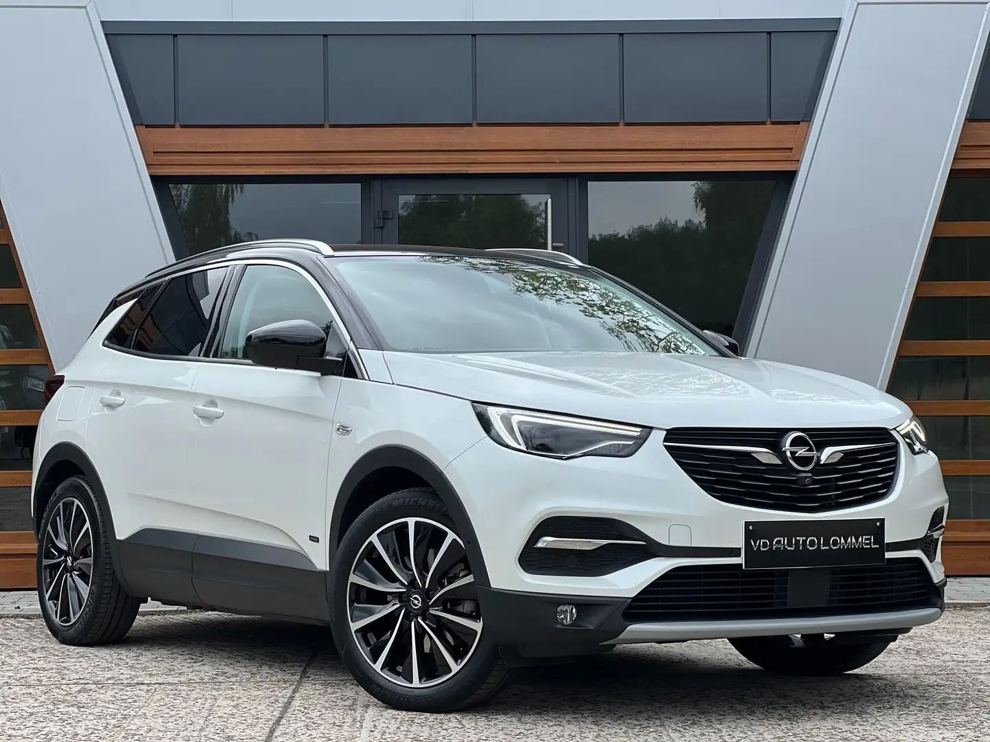 Opel Grandland X 1.6i Plug-in Hybride - FULL OPTION / GARANTIE Blanc - 1