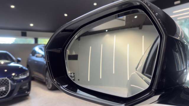 BMW 520 — photo 17