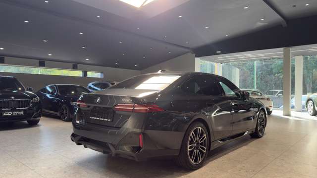 BMW 520 — photo 6