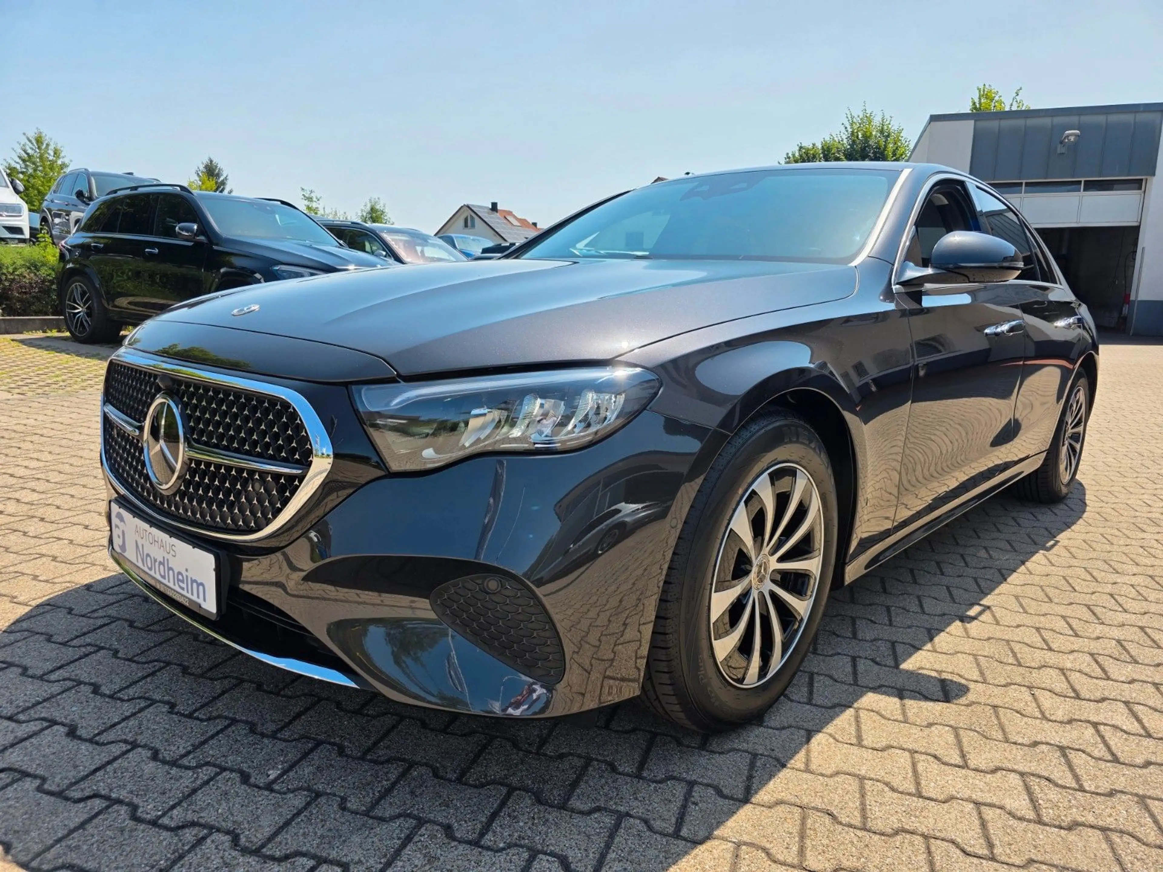 Mercedes-Benz E 220 d Avantgarde Advanced LED/distronic