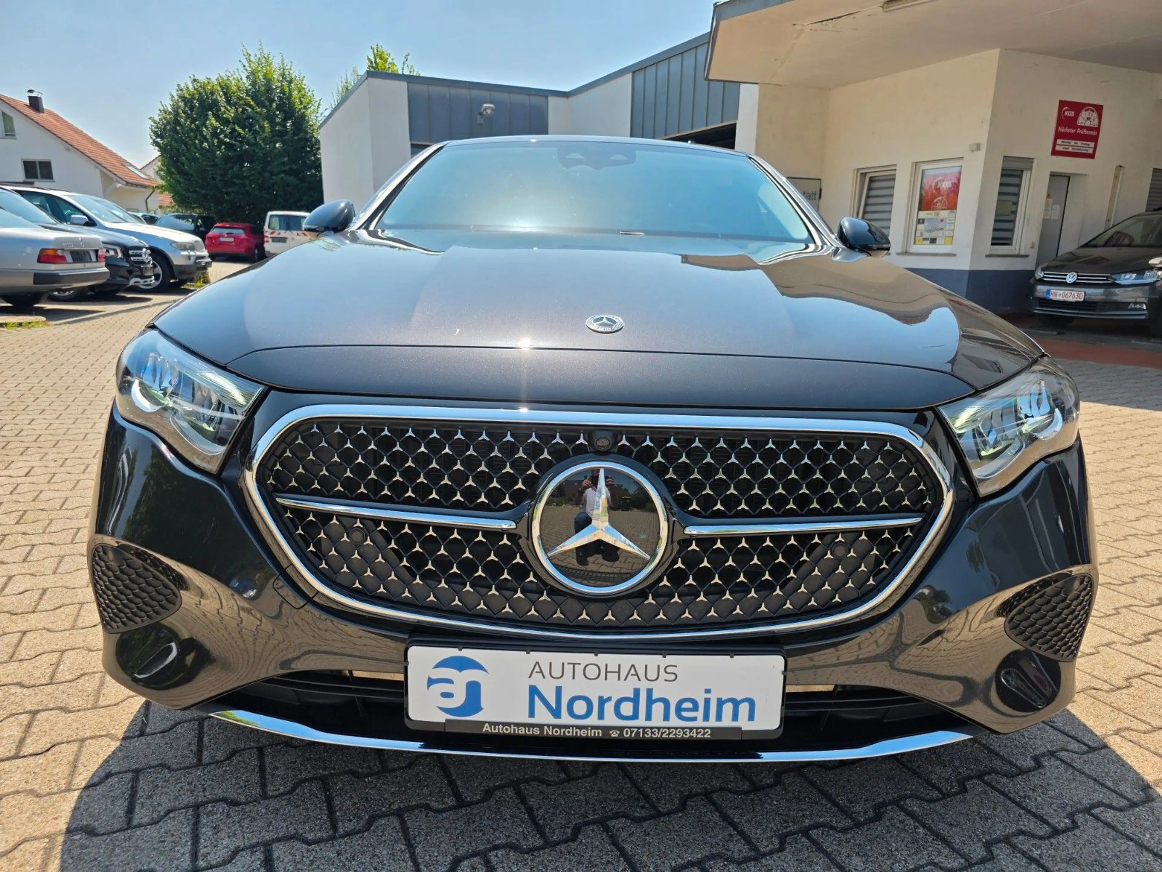 Mercedes-Benz E 220 d Avantgarde Advanced LED/distronic — photo 8