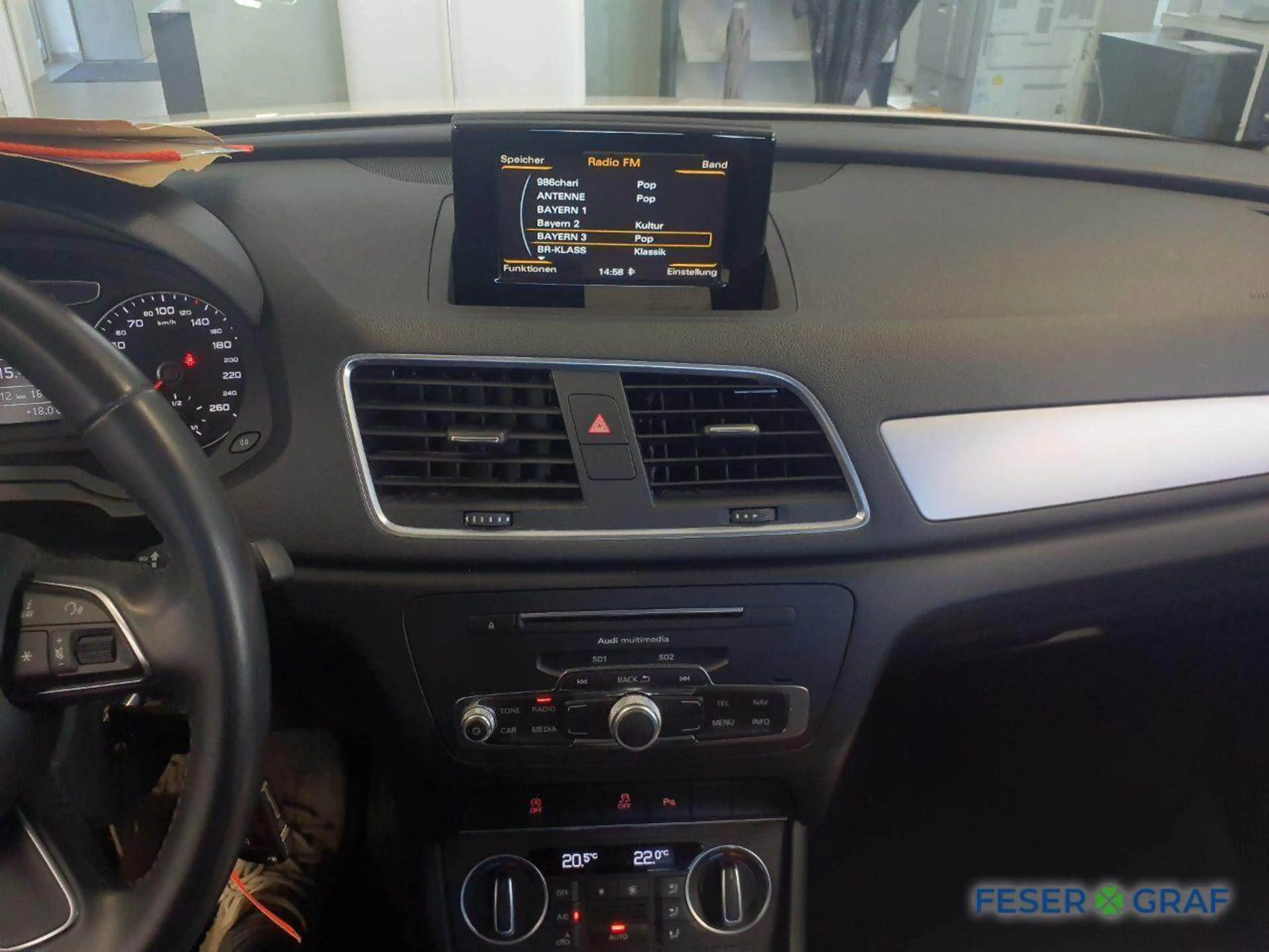 Audi Q3 1.4 TFSI ultra LED SHZ PDC Plus — photo 6