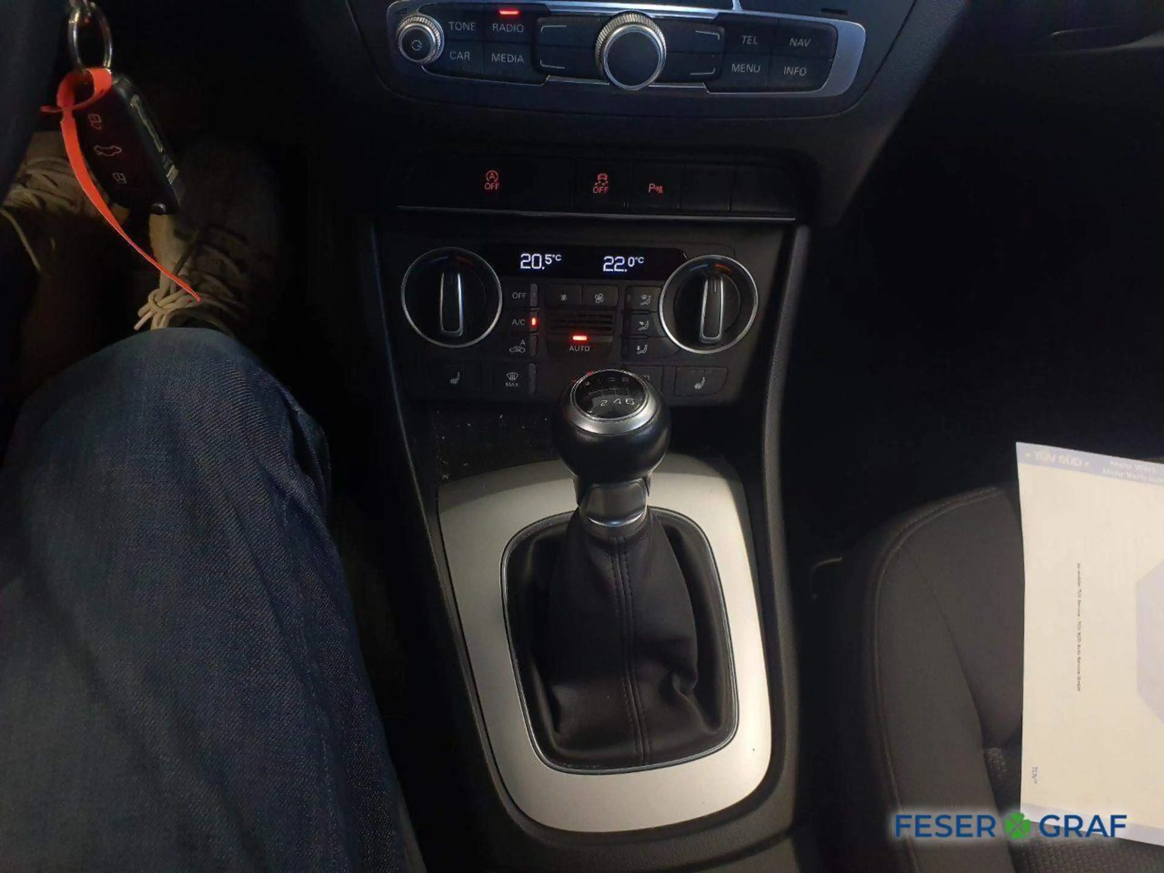 Audi Q3 1.4 TFSI ultra LED SHZ PDC Plus — photo 5