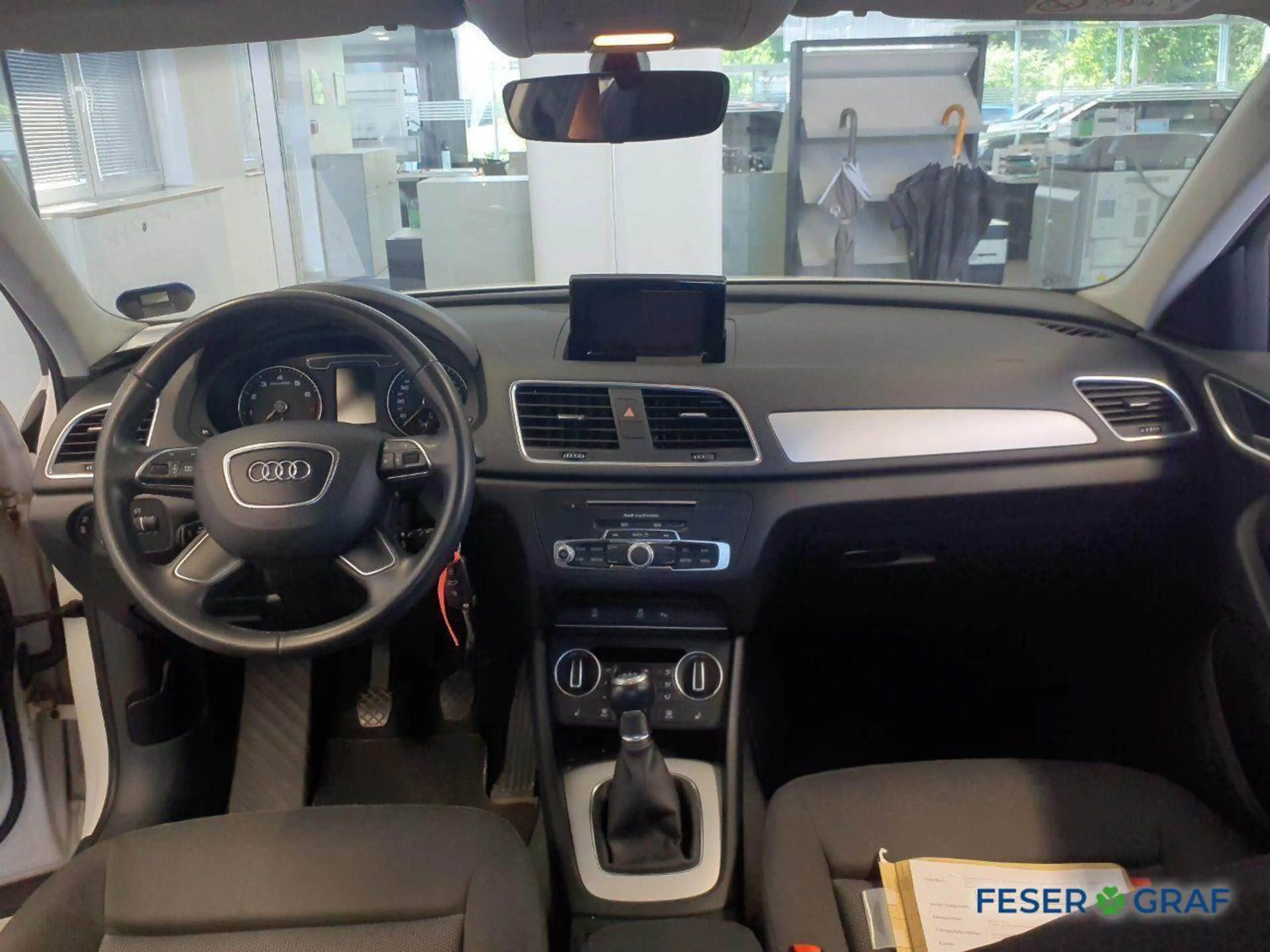 Audi Q3 1.4 TFSI ultra LED SHZ PDC Plus — photo 7