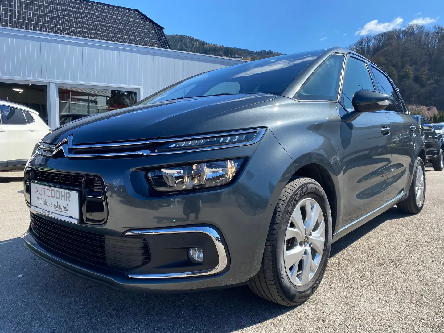 Citroen C4 Picasso BlueHDi 120 S Grau - 2