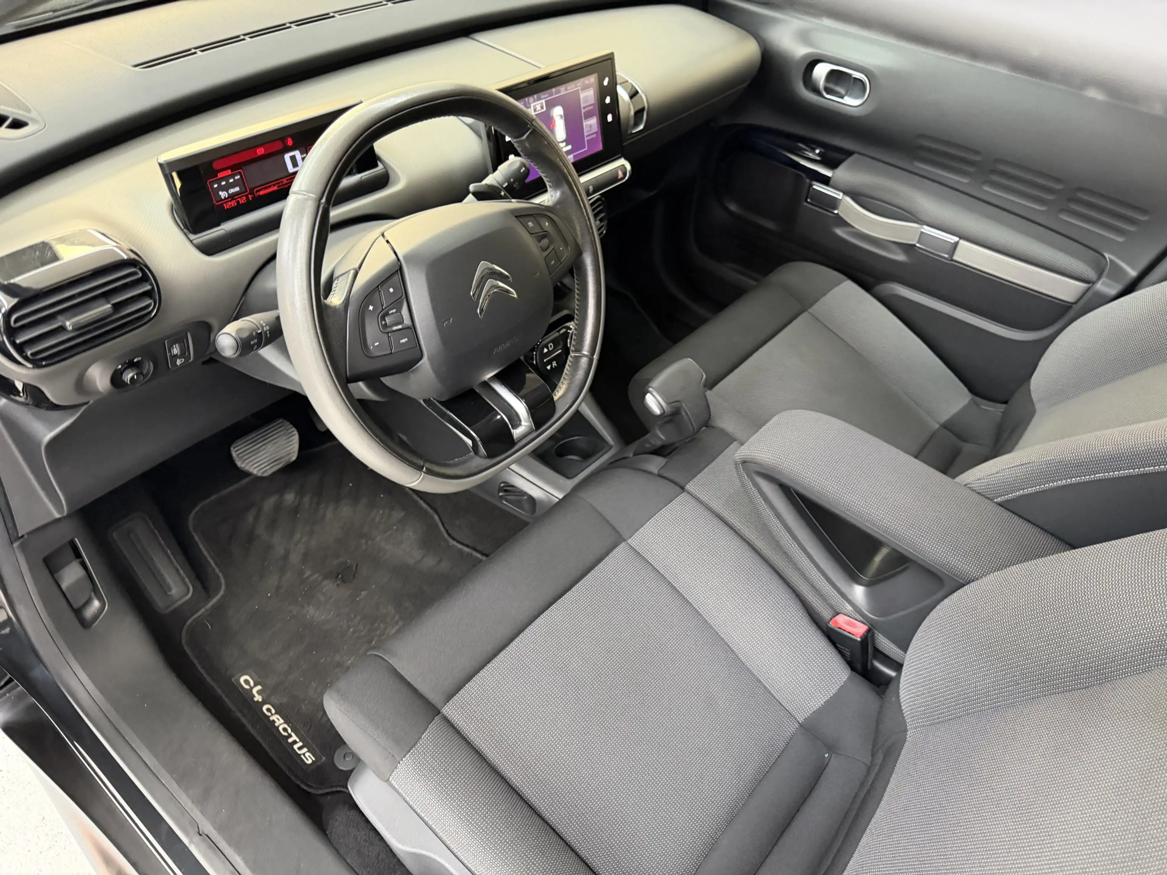 Citroen C4 Cactus 1.2 PureTech Shine, 82Pk, 2016, Nieuwe distributie — photo 6