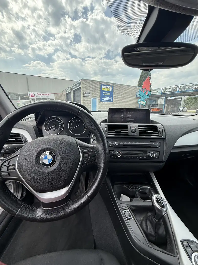 BMW 118 118i Sport Line - 2