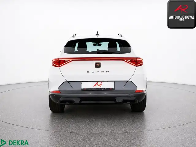 CUPRA Formentor view 4