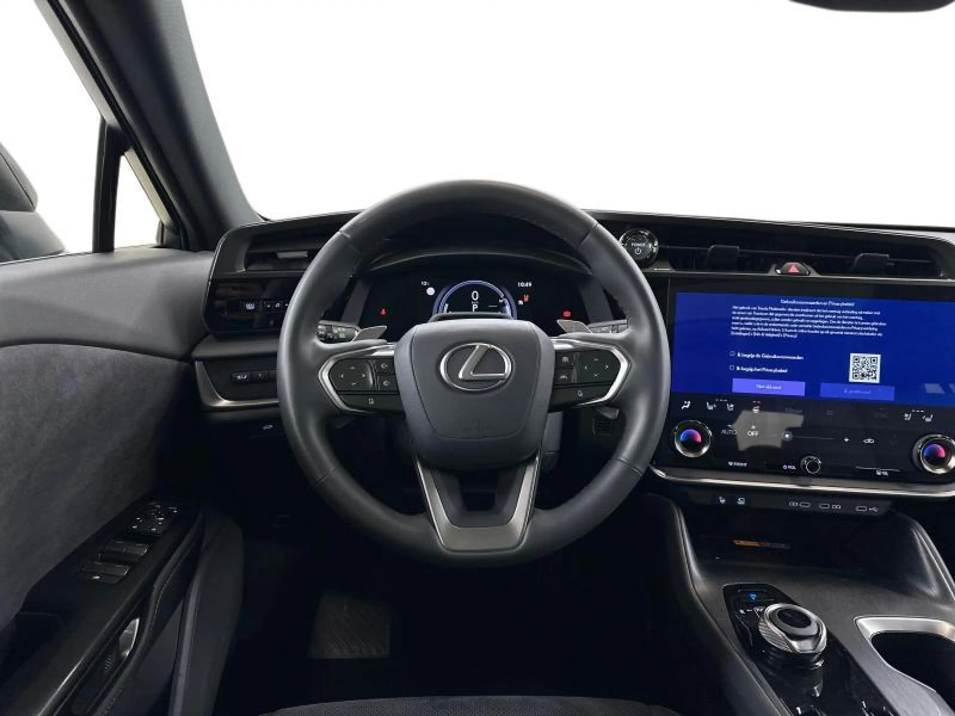Lexus RZ Privilege Line AWD — photo 8