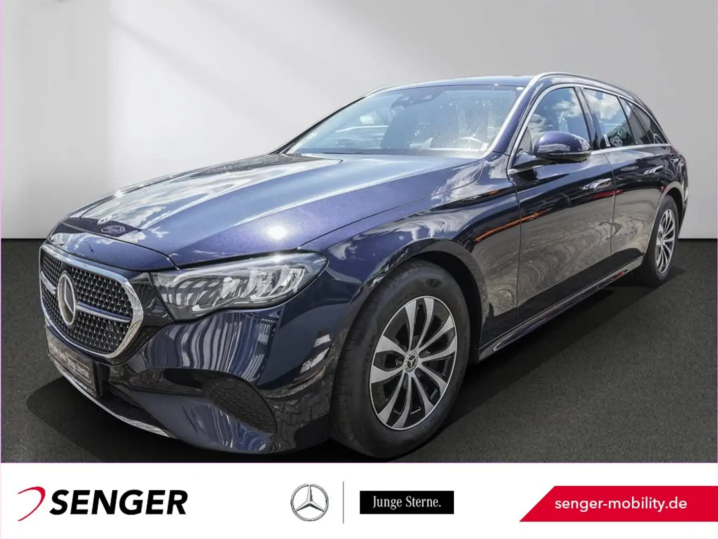Mercedes-Benz E 220 d T Avantgarde Distronic Kamera LED AHK Blauw - 1