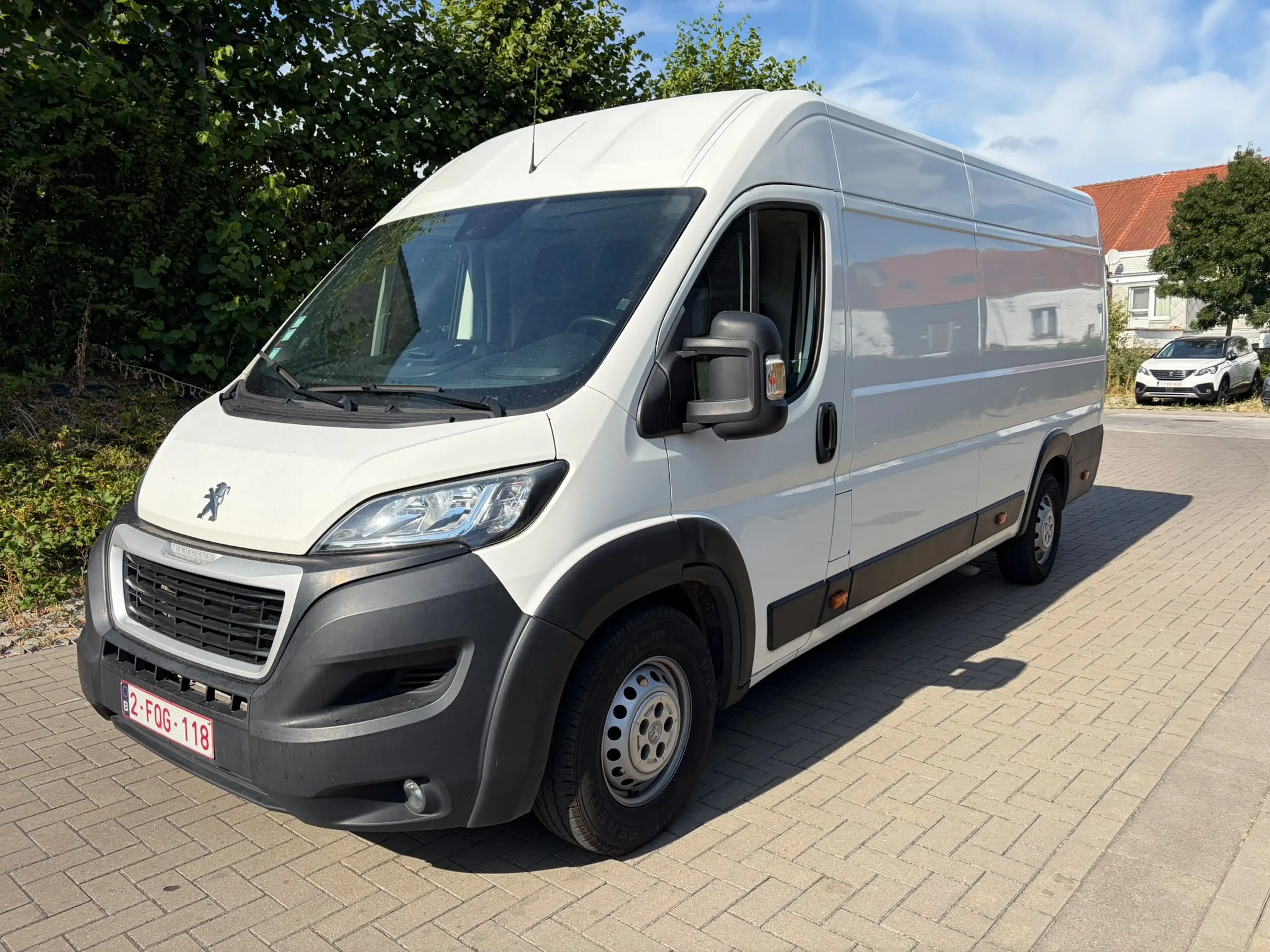 Peugeot Boxer 2.2 BlueHDi L3H2 Asphalt S