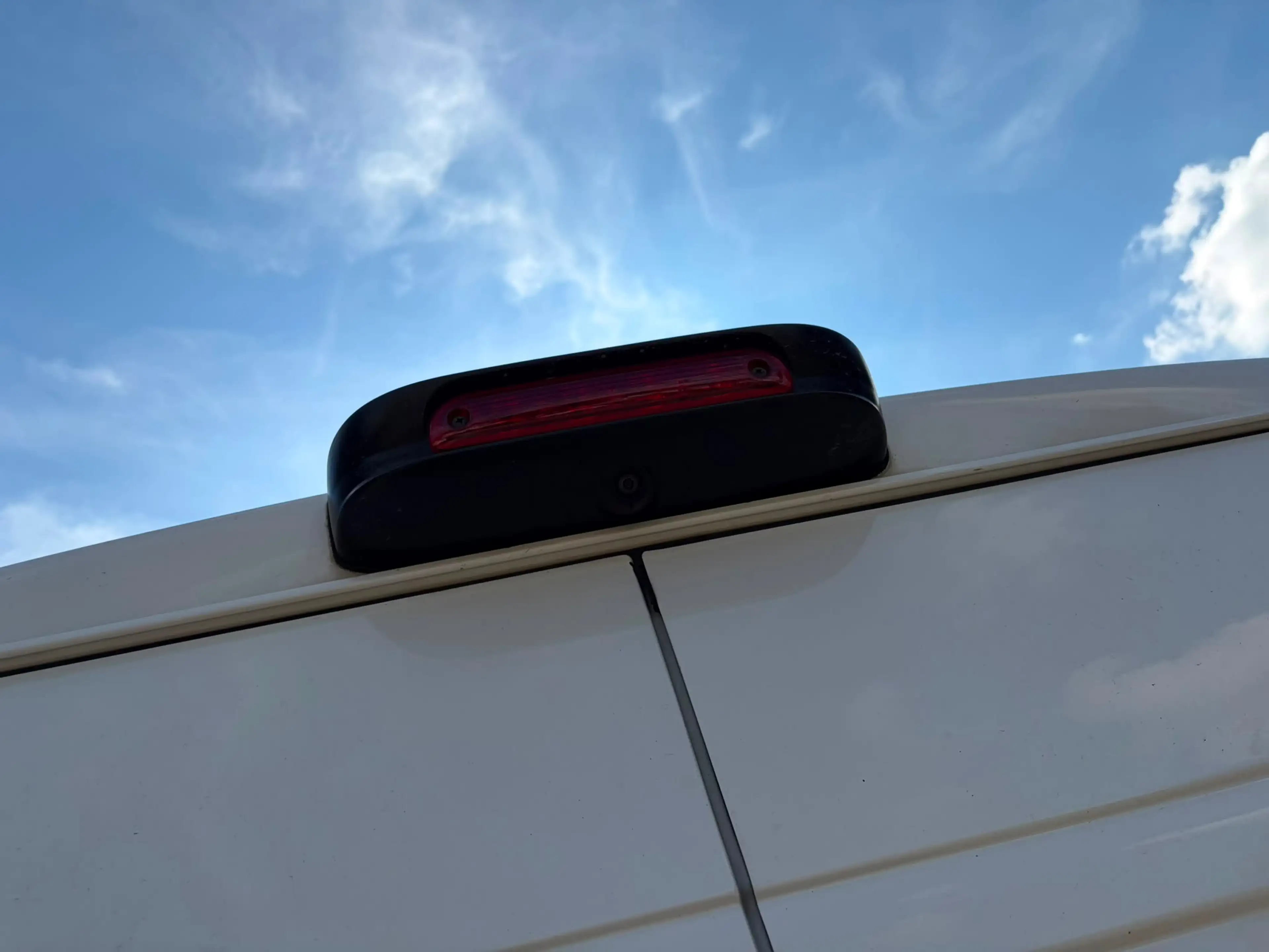 Peugeot Boxer 2.2 BlueHDi L3H2 Asphalt S — photo 14