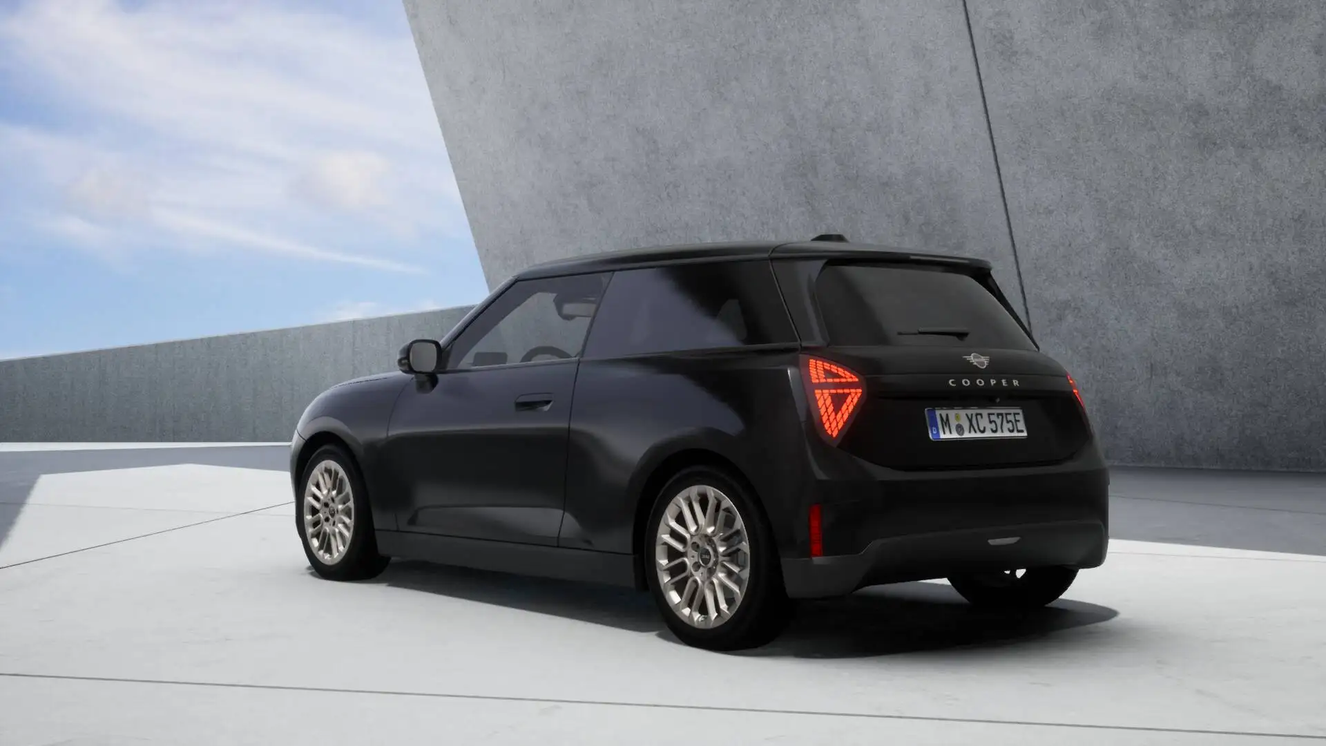MINI Cooper Hatchback E Favoured 40.7 kWh / Panoramadak / JCW Black - 2