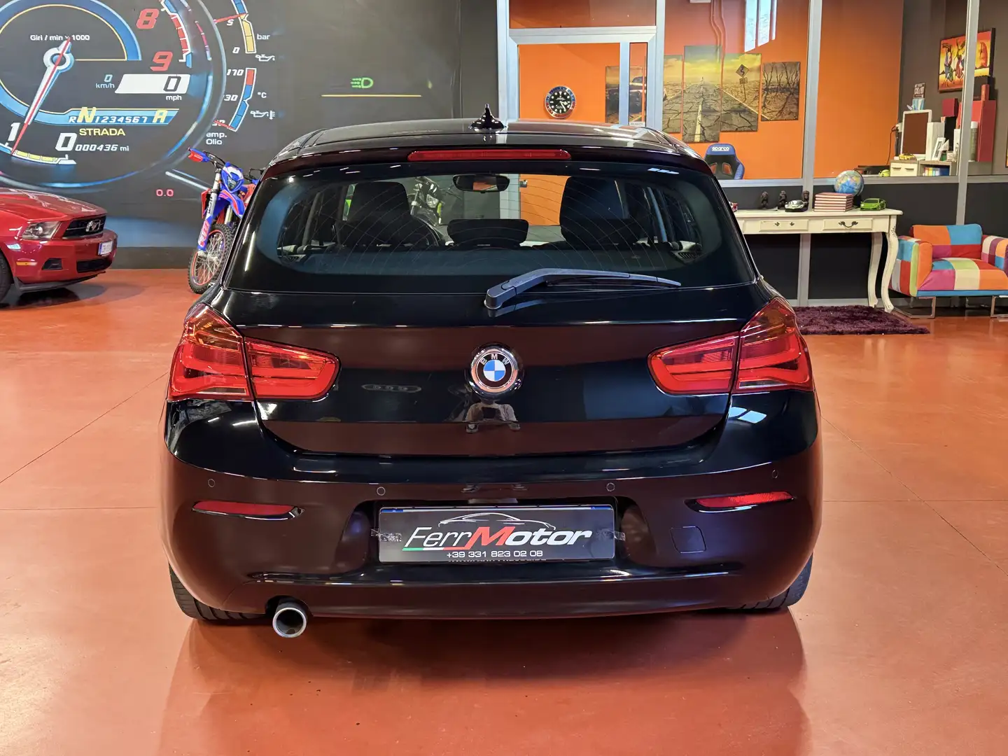 BMW 118 118d Urban 5p - 2