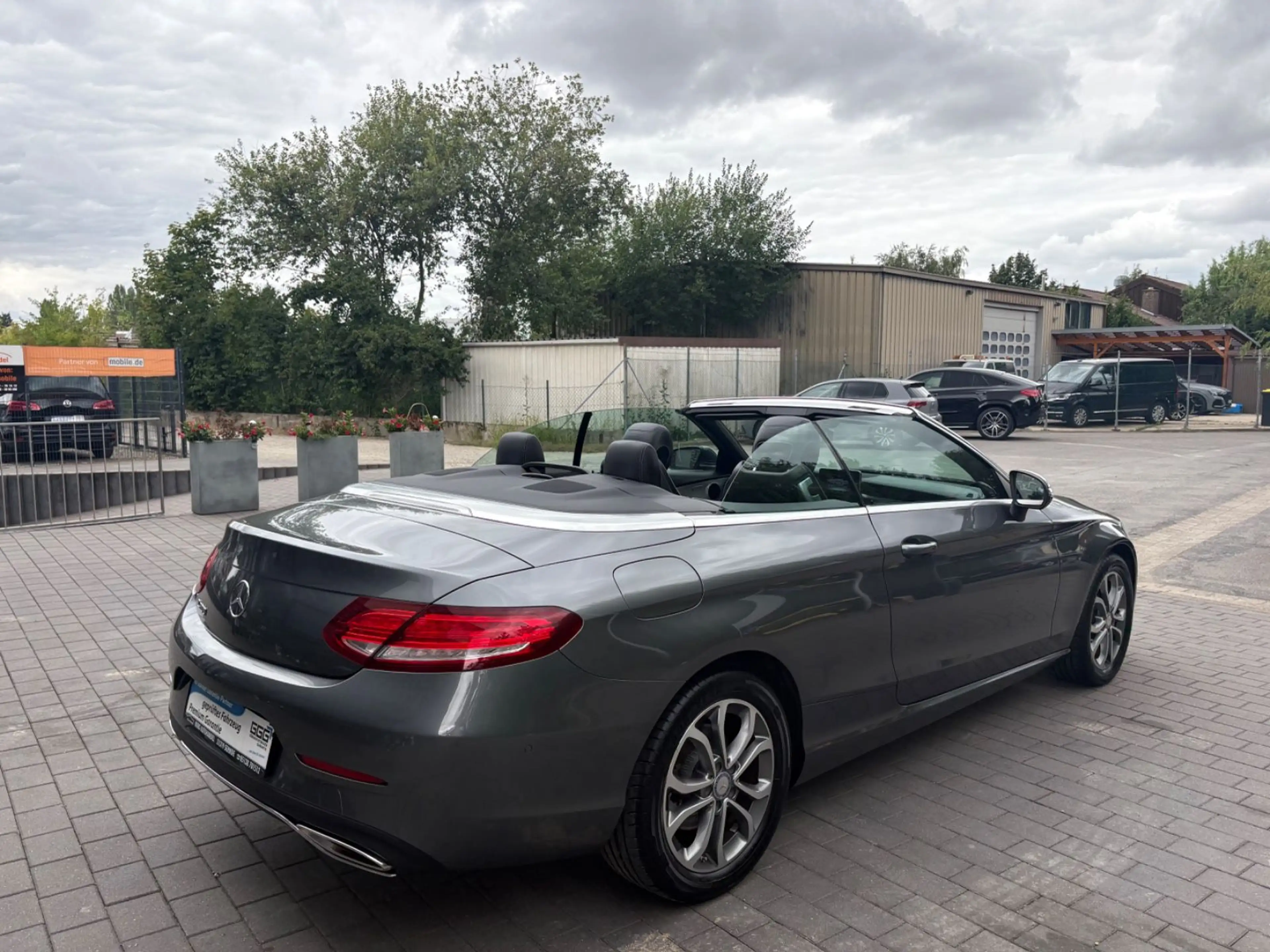 Mercedes-Benz C 200 C Cabrio — photo 8