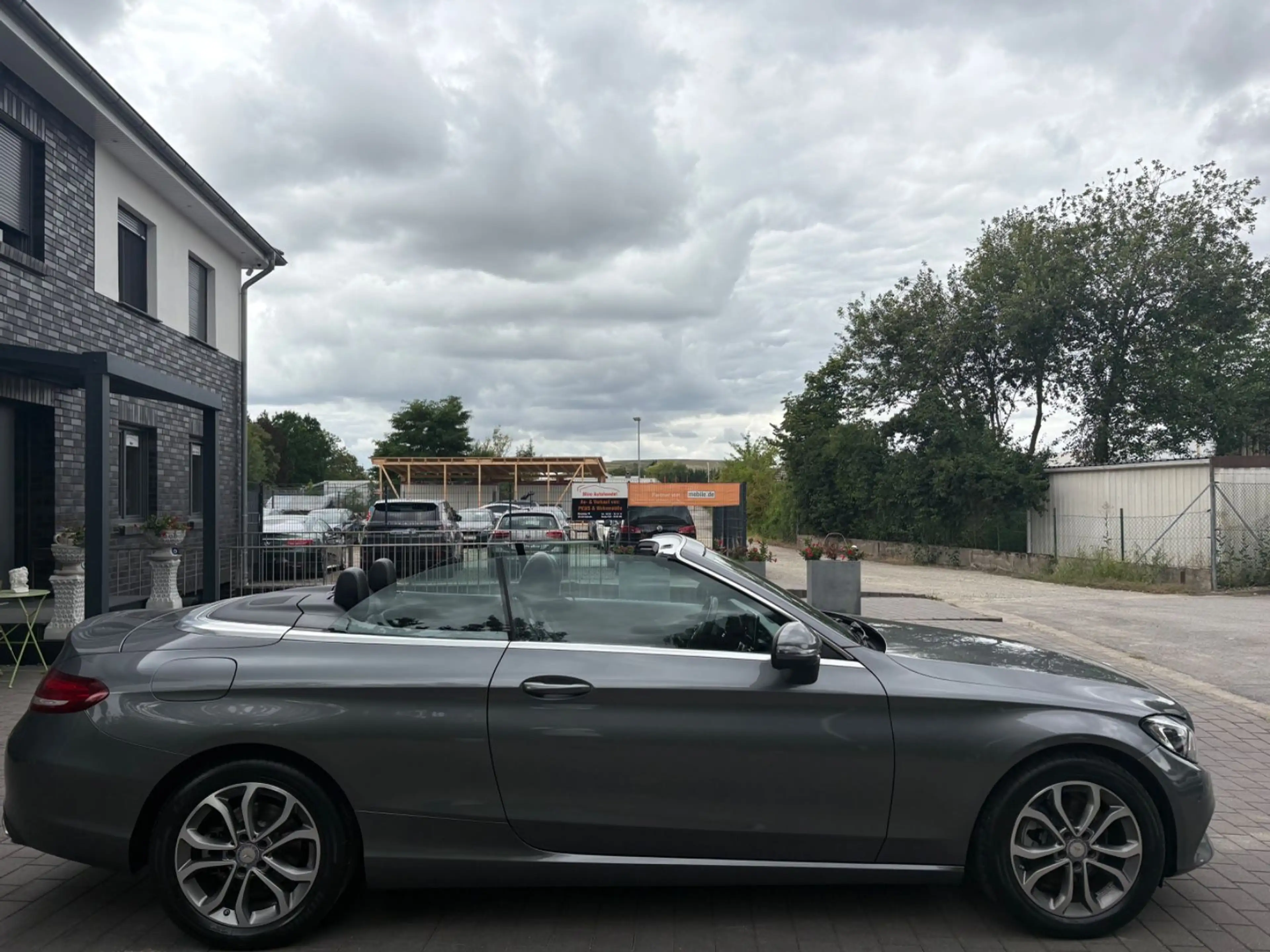Mercedes-Benz C 200 C Cabrio — photo 9