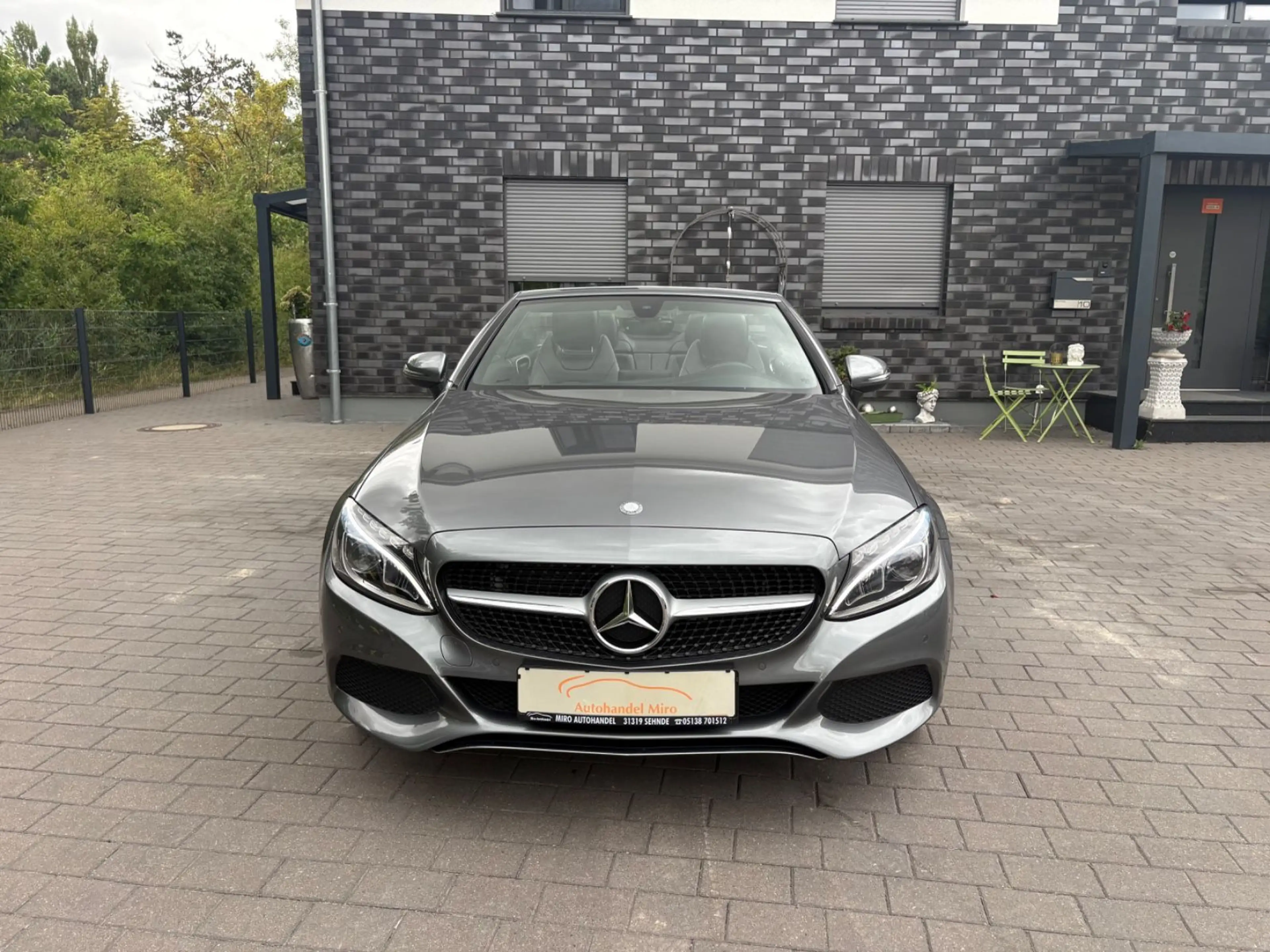 Mercedes-Benz C 200 C Cabrio — photo 2