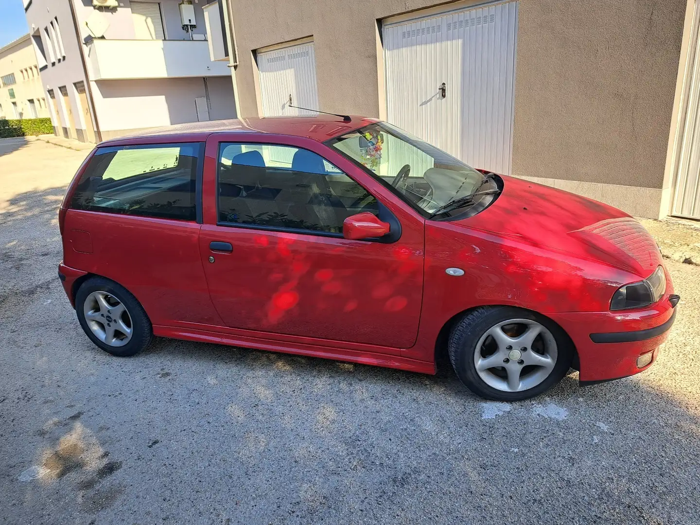 Fiat Punto 3p 1.4 GT c/airbag Red - 1