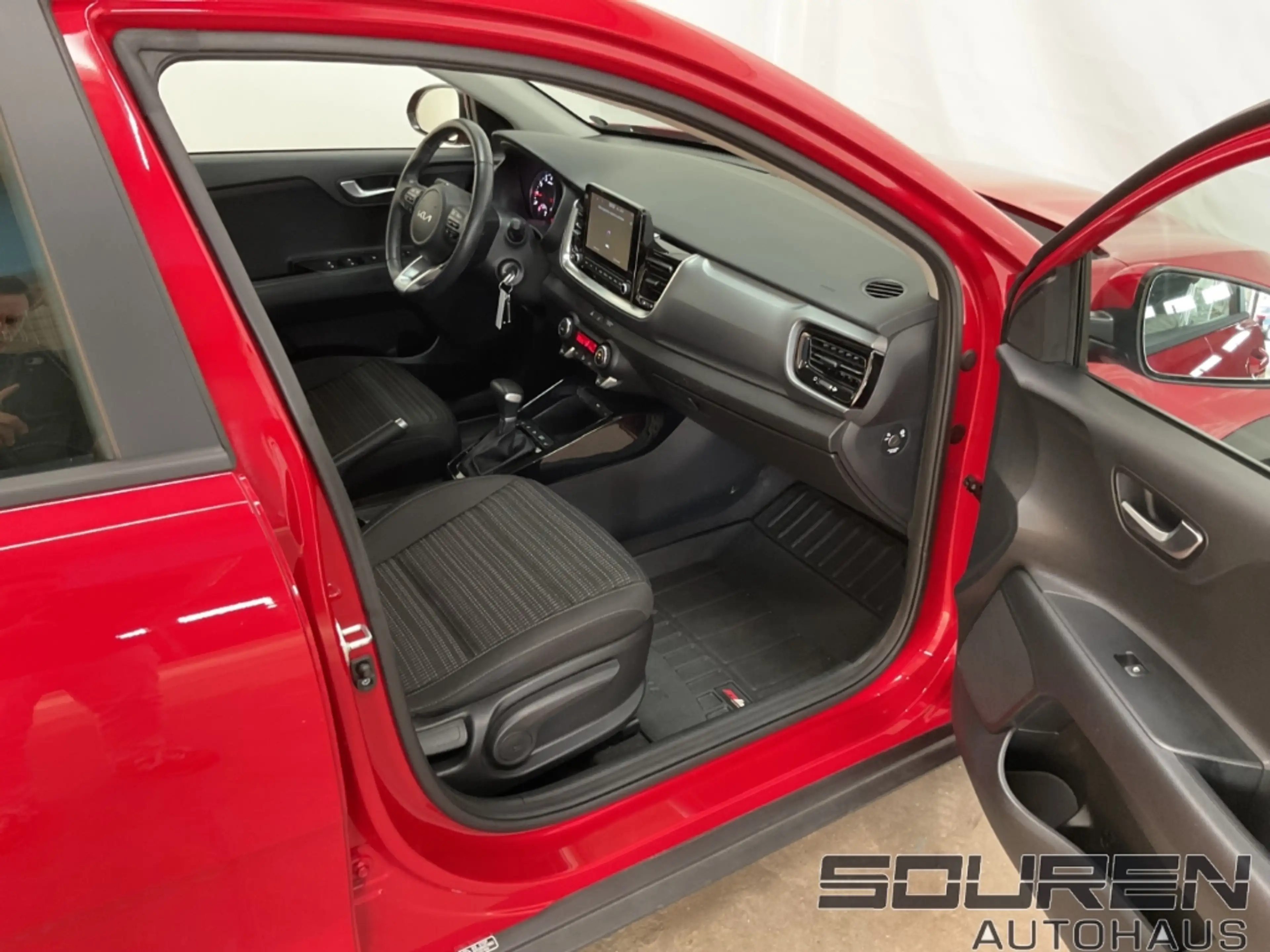 Kia Stonic 1.0 T-GDI DCT VISION NAVI Allwetterreifen — photo 5
