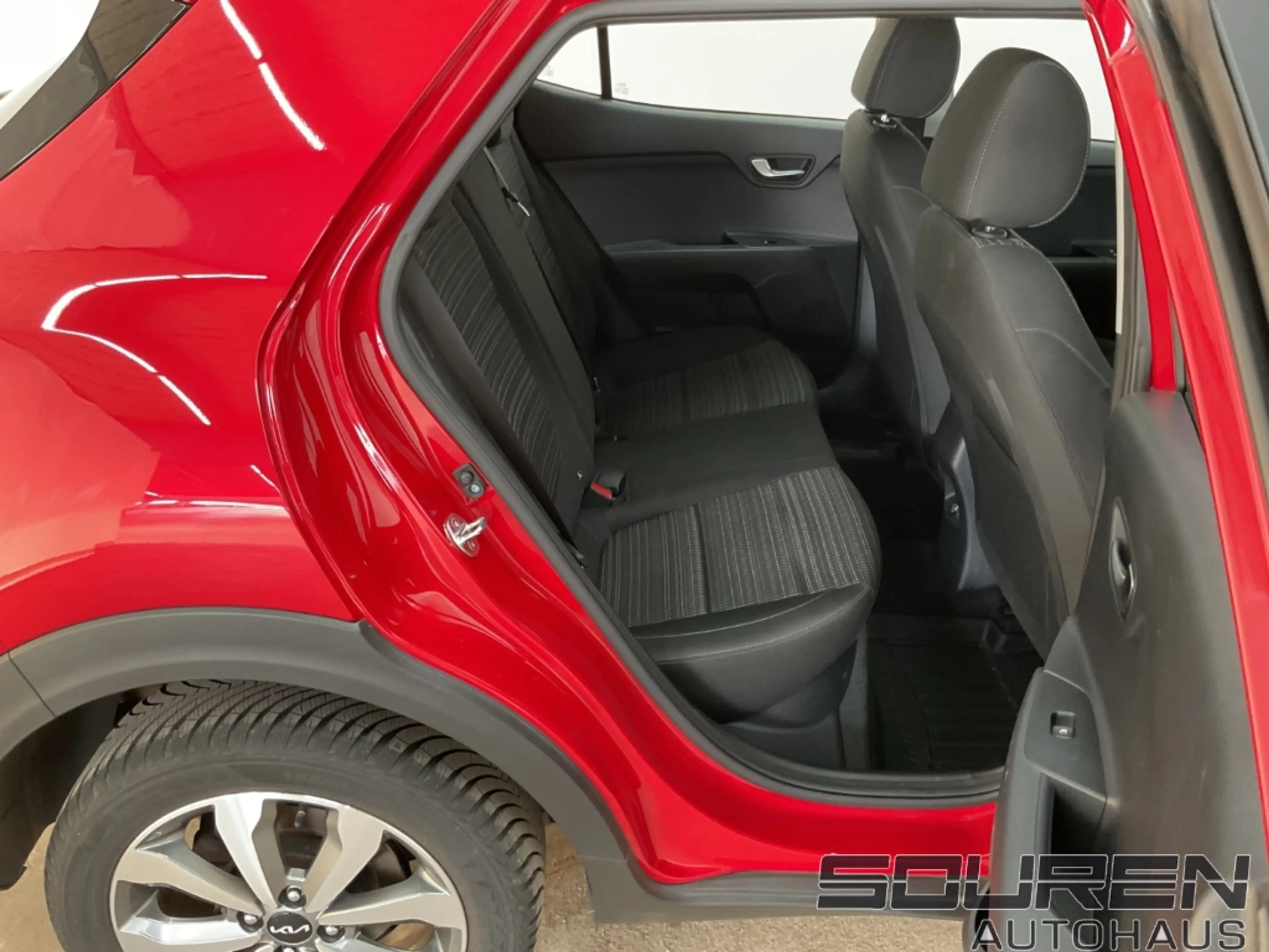 Kia Stonic 1.0 T-GDI DCT VISION NAVI Allwetterreifen — photo 10