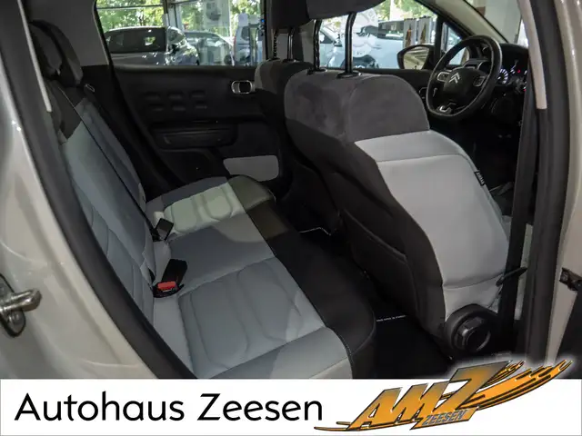 Citroen C3 view 4
