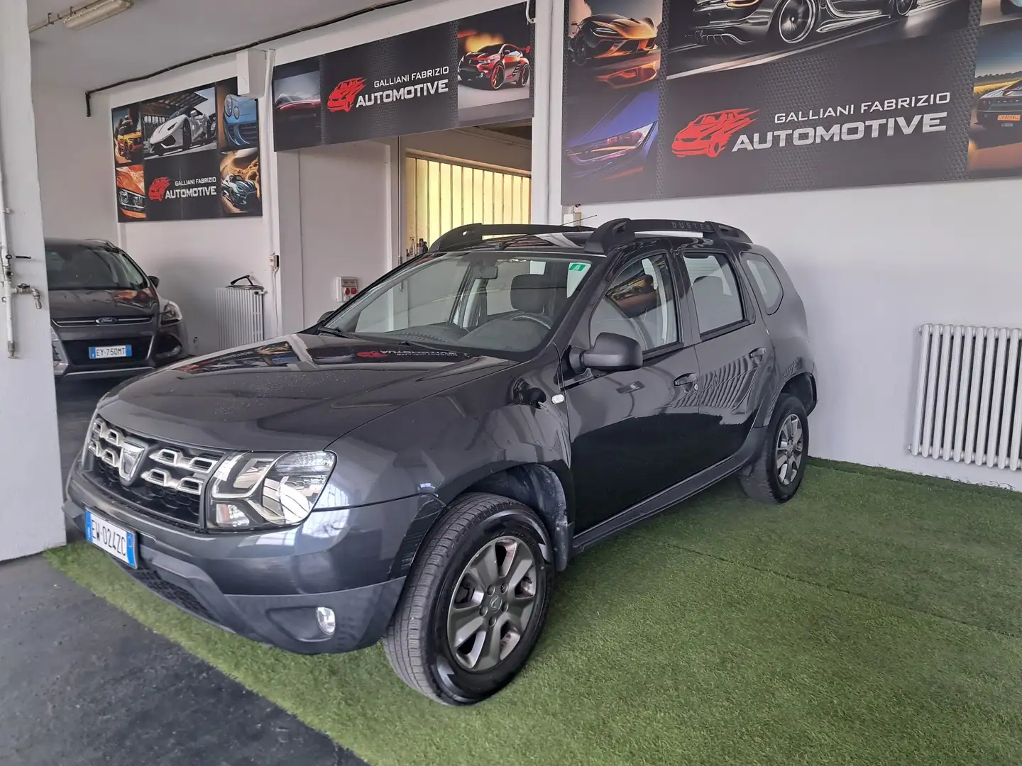 Dacia Duster Duster I 2014 1.6 Laureate Gpl 4x2 105cv Argento - 1