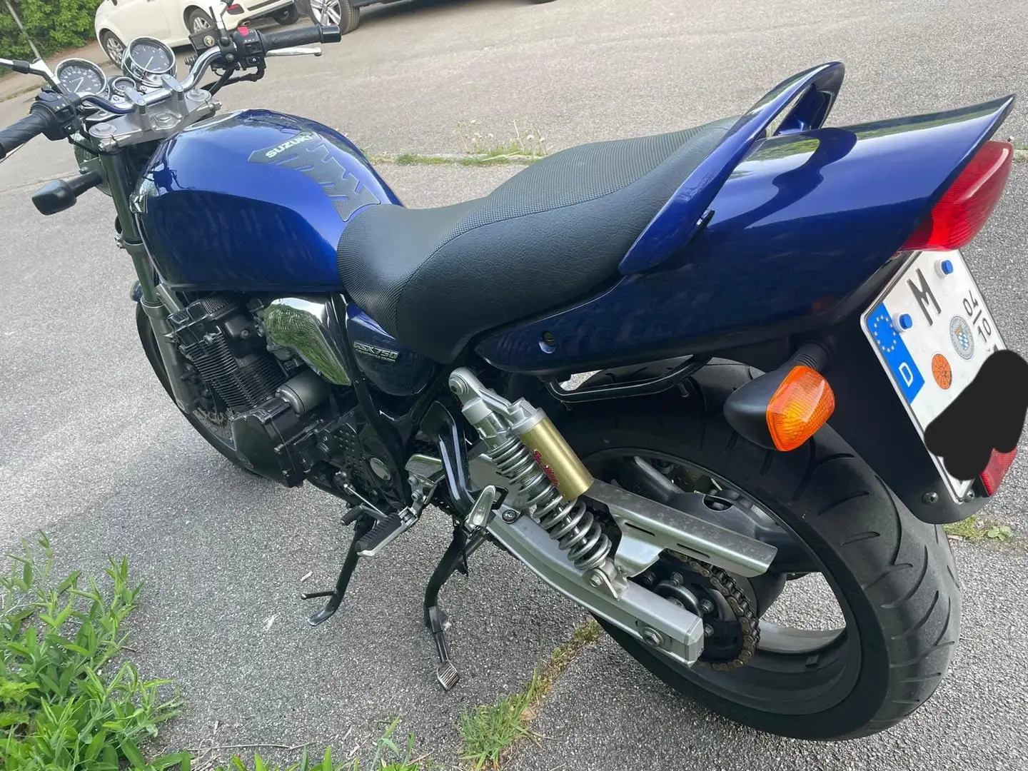 Suzuki GSX 750 Bleu - 2