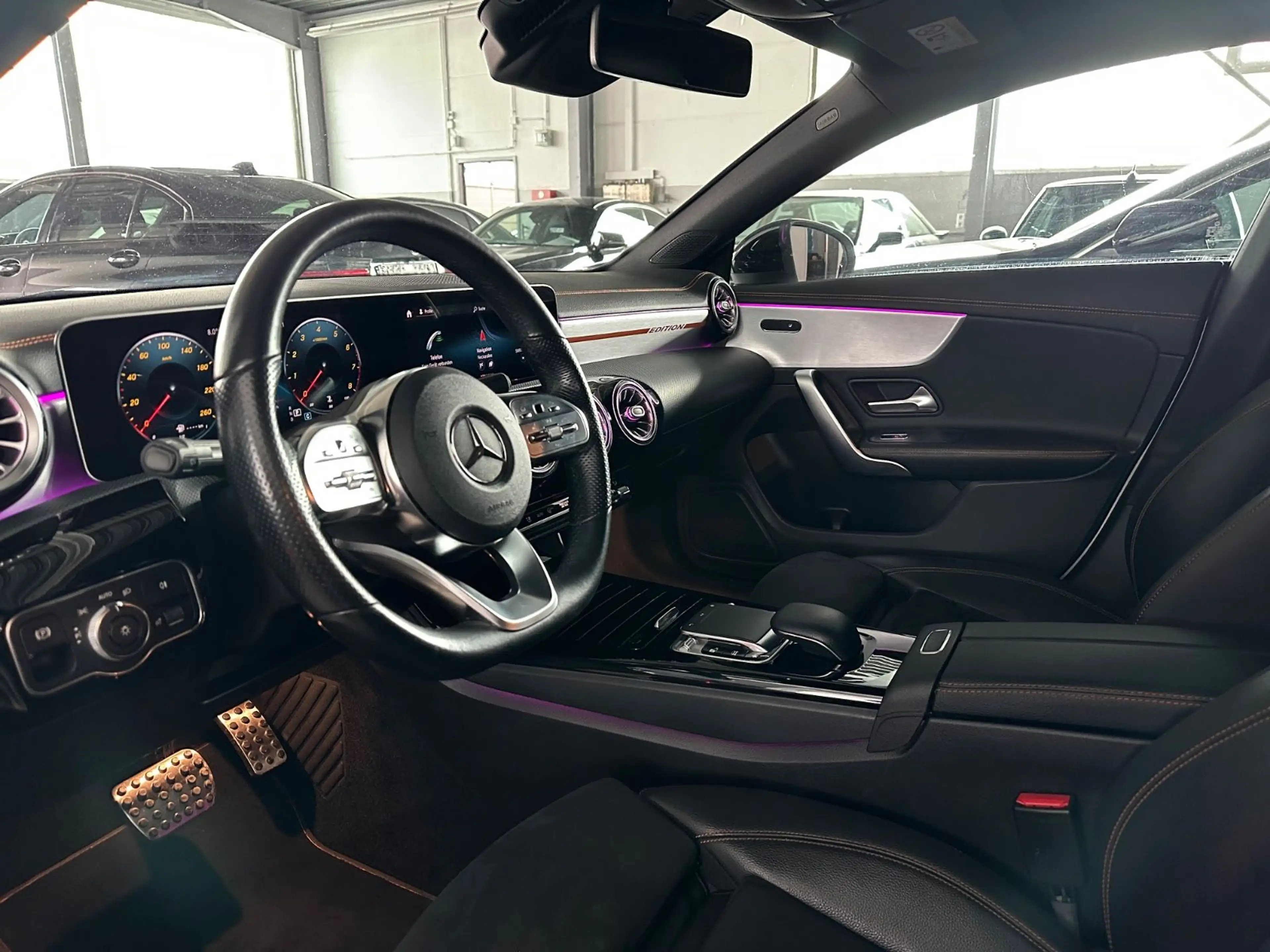 Mercedes-Benz CLA 220 Orange Edition1/AMG-Line/Kamera — photo 10