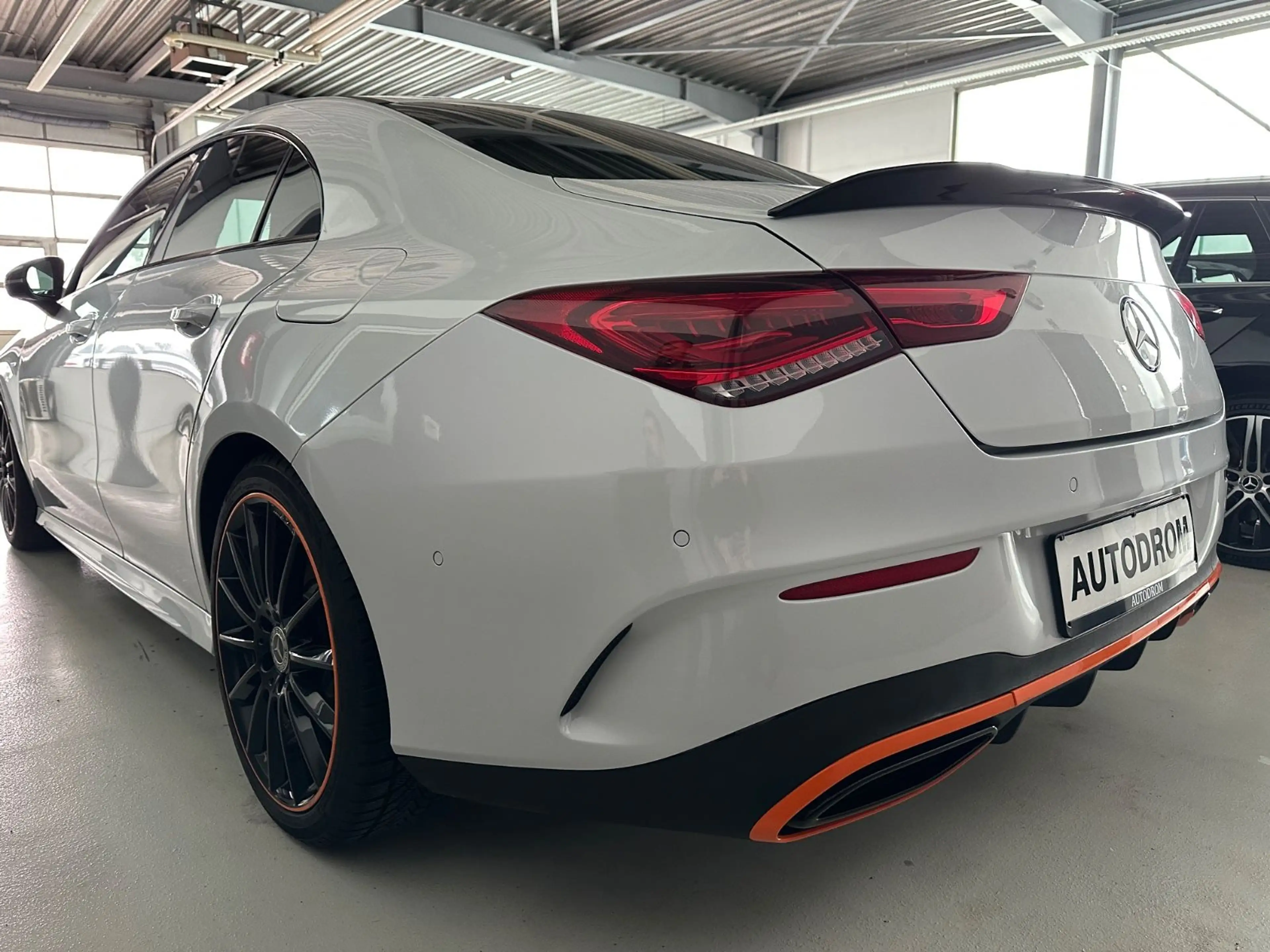 Mercedes-Benz CLA 220 Orange Edition1/AMG-Line/Kamera — photo 4