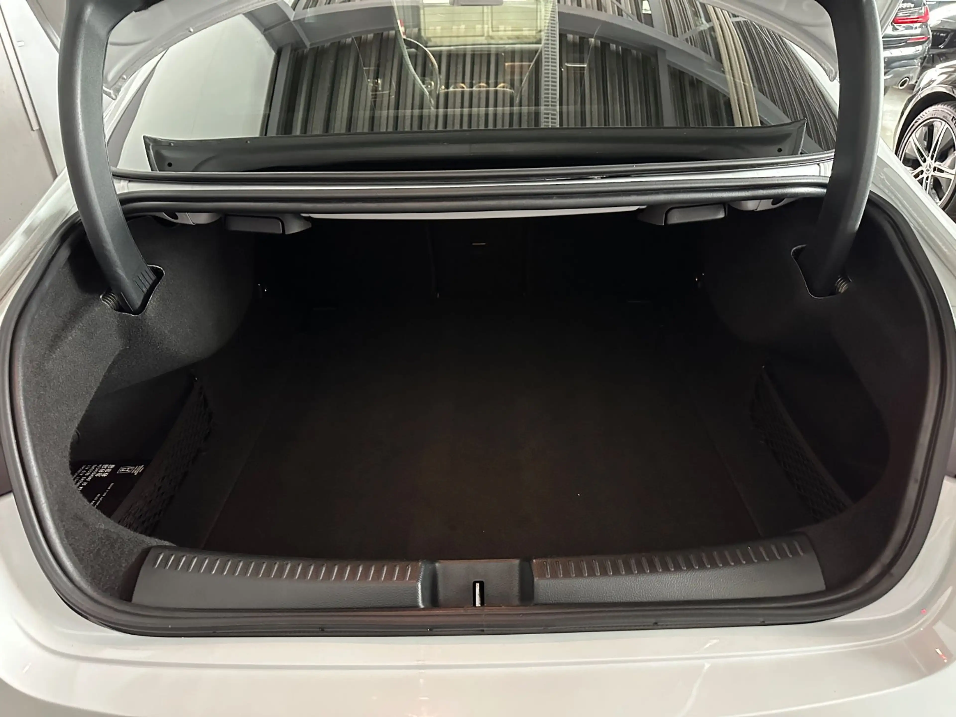 Mercedes-Benz CLA 220 Orange Edition1/AMG-Line/Kamera — photo 9