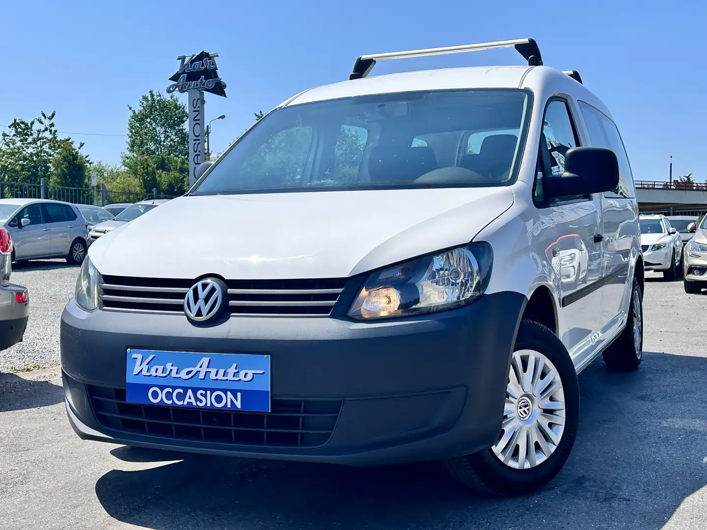Volkswagen Caddy Life 1.2 TSI * UTILITAIRE *5 PLACES* Wit - 1
