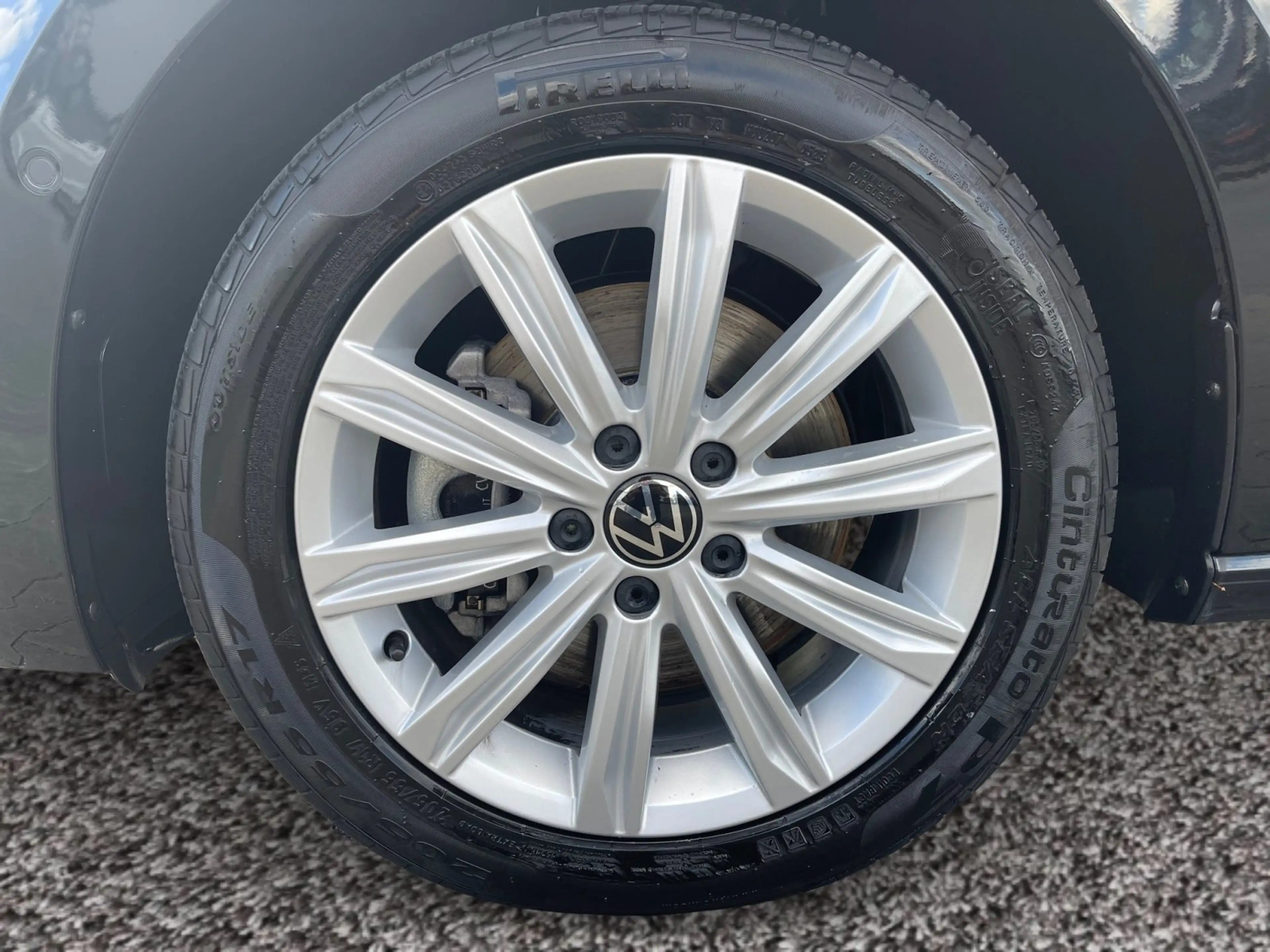 Volkswagen Touran Highline TSI DSG|7 SITZE|AHK|el.HECK|NAVI — photo 8
