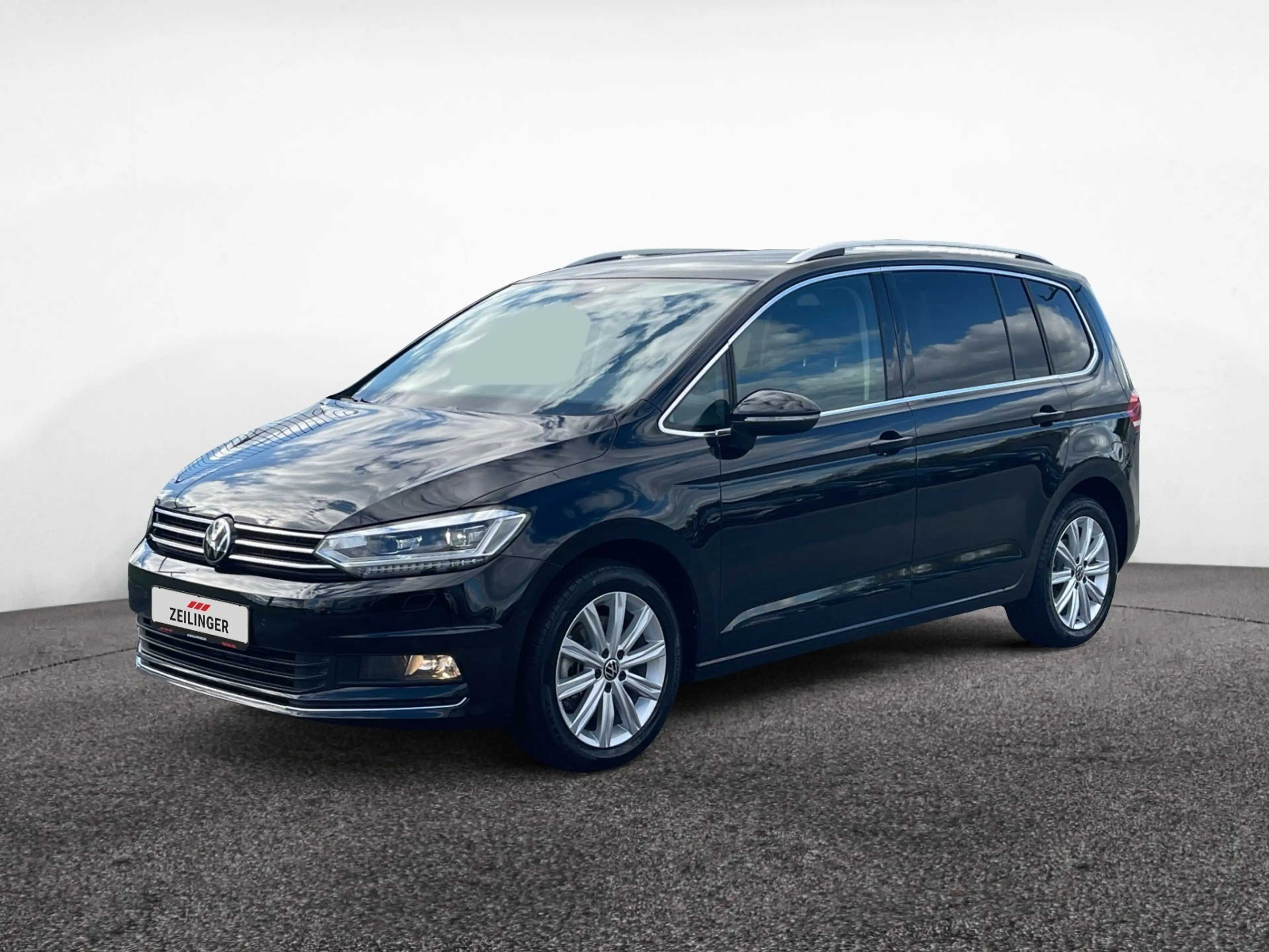 Volkswagen Touran Highline TSI DSG|7 SITZE|AHK|el.HECK|NAVI — photo 2