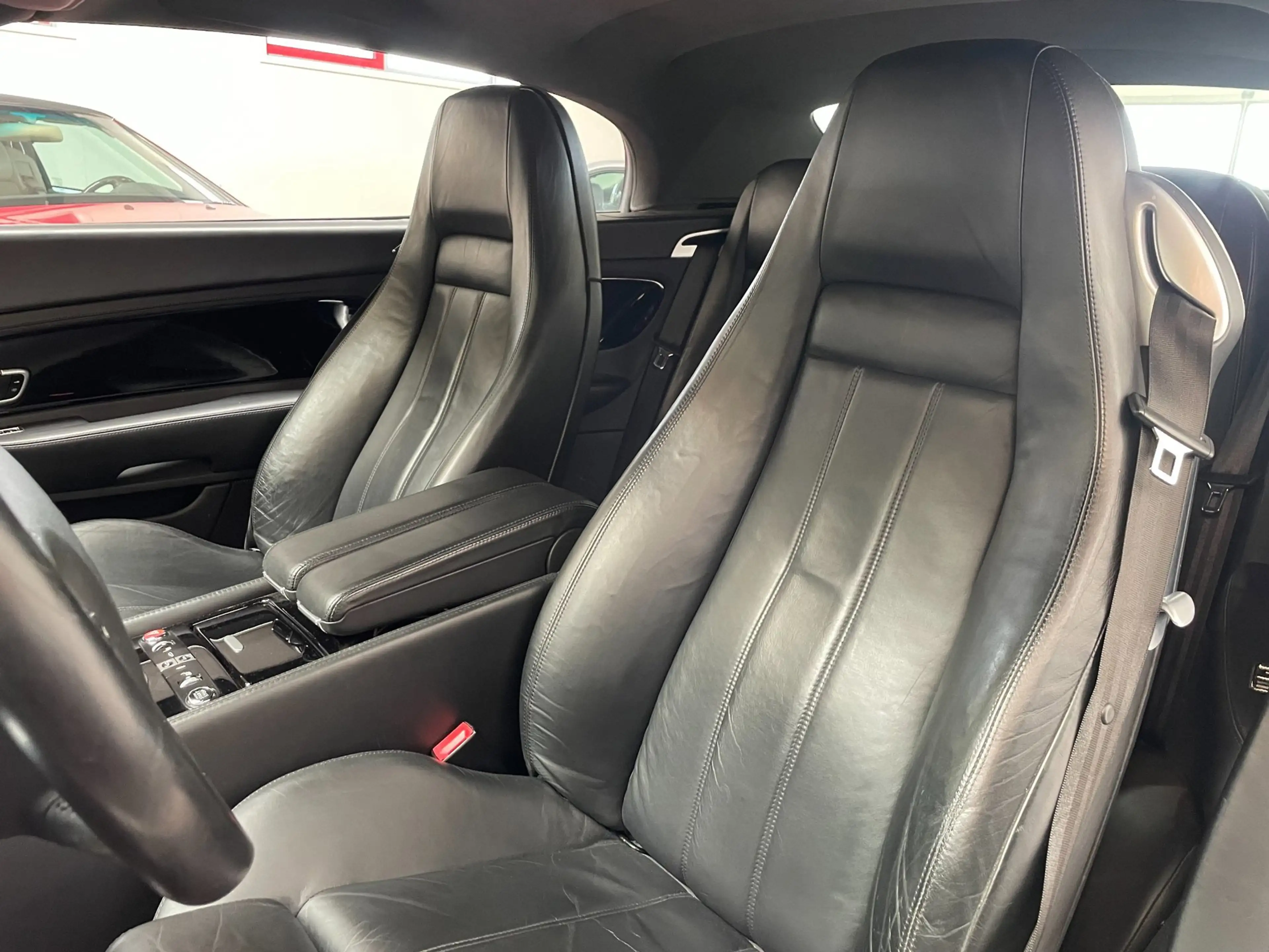 Bentley Continental GTC 6.0 W12 — photo 7