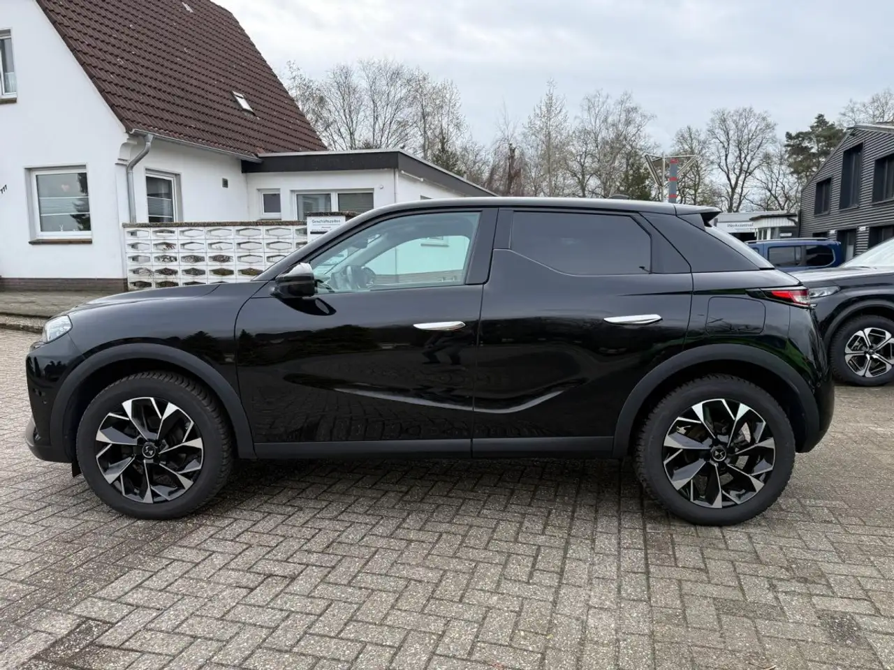 DS Automobiles DS 3 DS3 1.2 PureTech 130 Opera Automat. Navi Kamer 2