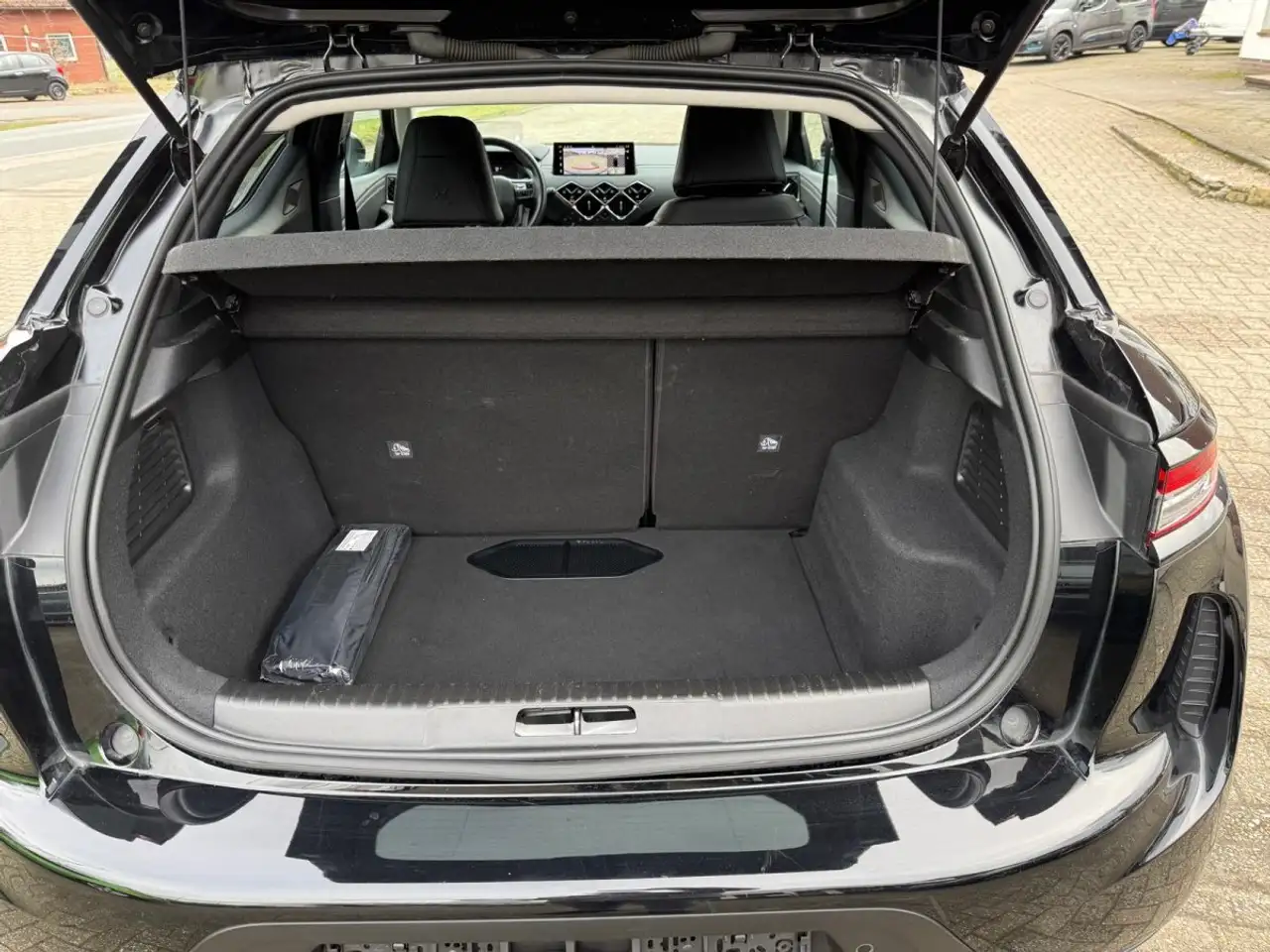 DS Automobiles DS 3 DS3 1.2 PureTech 130 Opera Automat. Navi Kamer 25