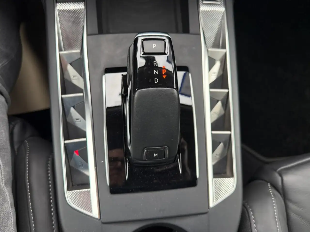 DS Automobiles DS 3 DS3 1.2 PureTech 130 Opera Automat. Navi Kamer 17