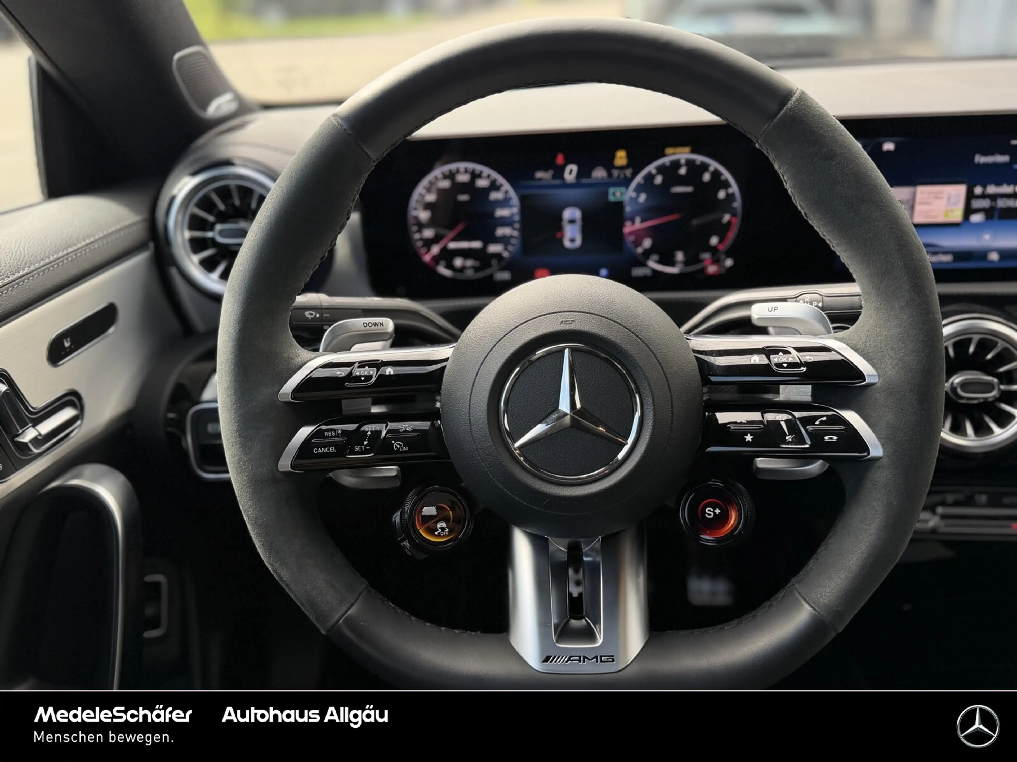 Mercedes-Benz CLA 45 AMG CLA 45 AMG Night Premium 19" Pano LEDER Burmester — photo 9