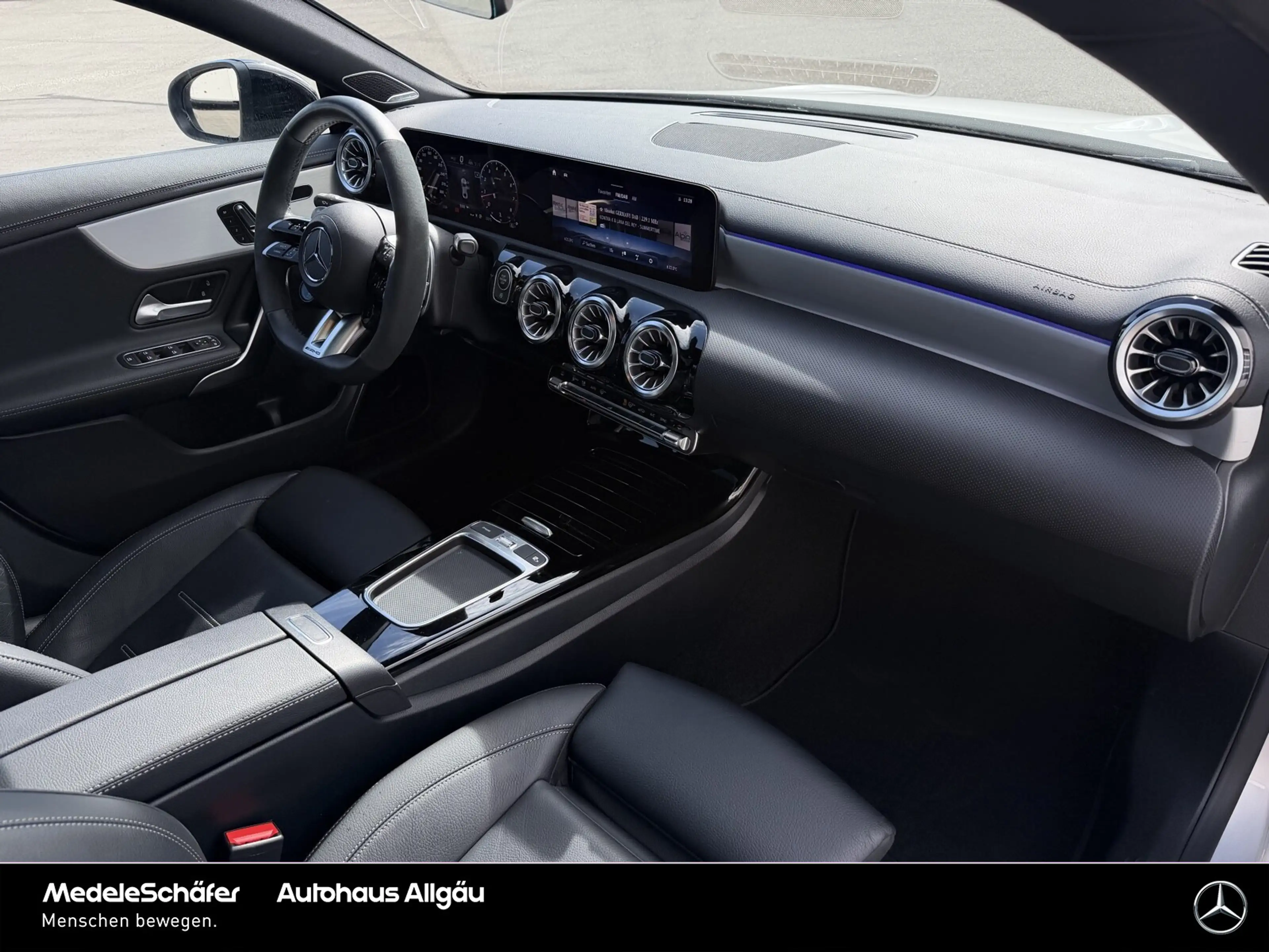 Mercedes-Benz CLA 45 AMG CLA 45 AMG Night Premium 19" Pano LEDER Burmester — photo 11