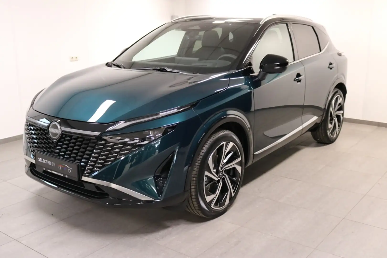 Nissan Qashqai 1.3 MHEV X Tekna + Groen - 1
