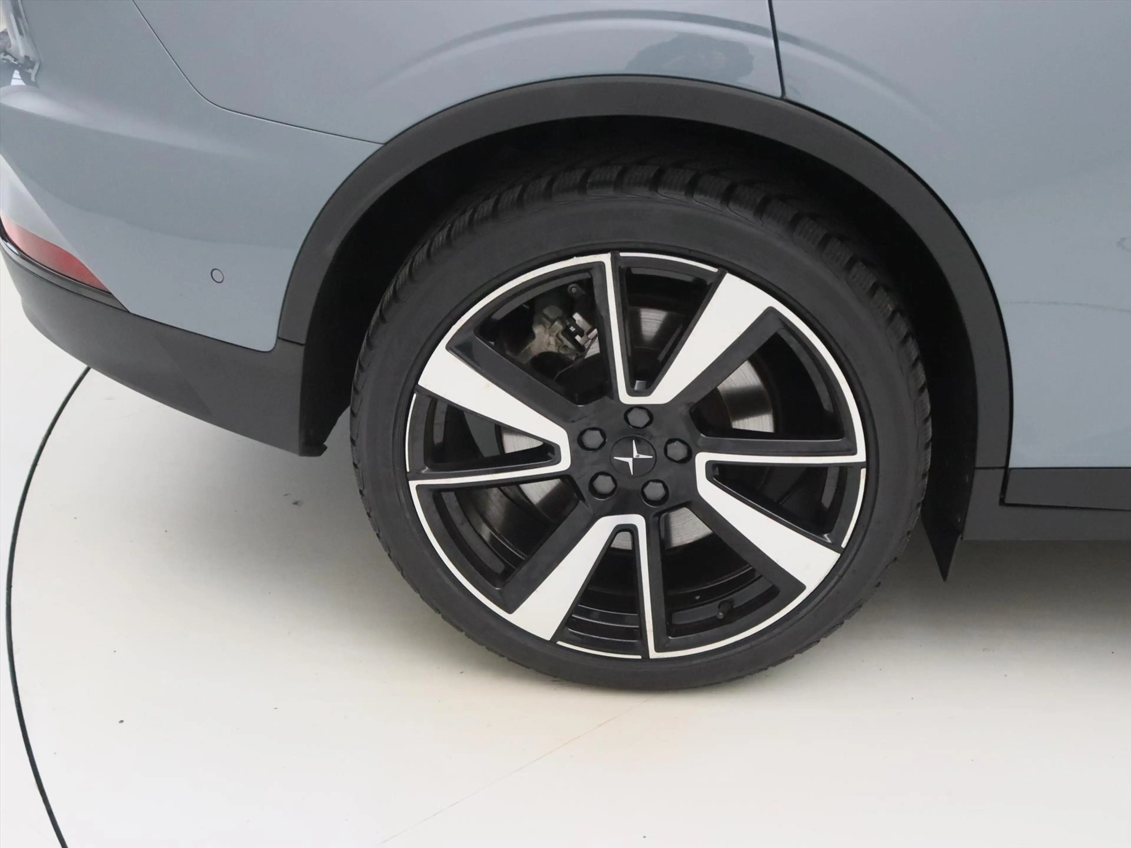 Polestar 2 Long Range Dual Motor 408pk 92% SoH [ PILOT PLUS+P — photo 10